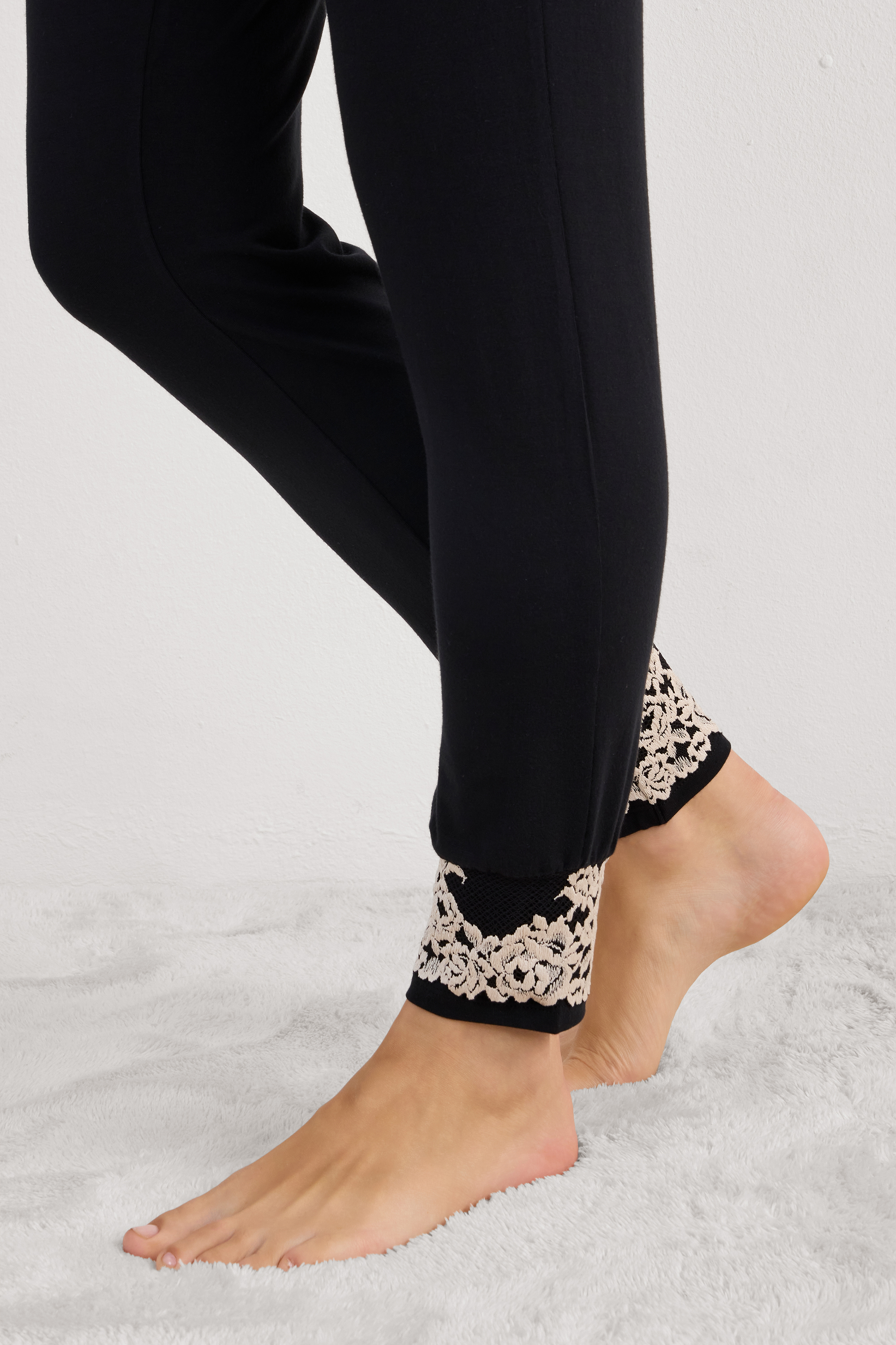 intimissimi パンツ Pantalon en modal PRETTY FLOWERS Pretty Flowers Full Length Cuffed Modal Pants | Intimissimi