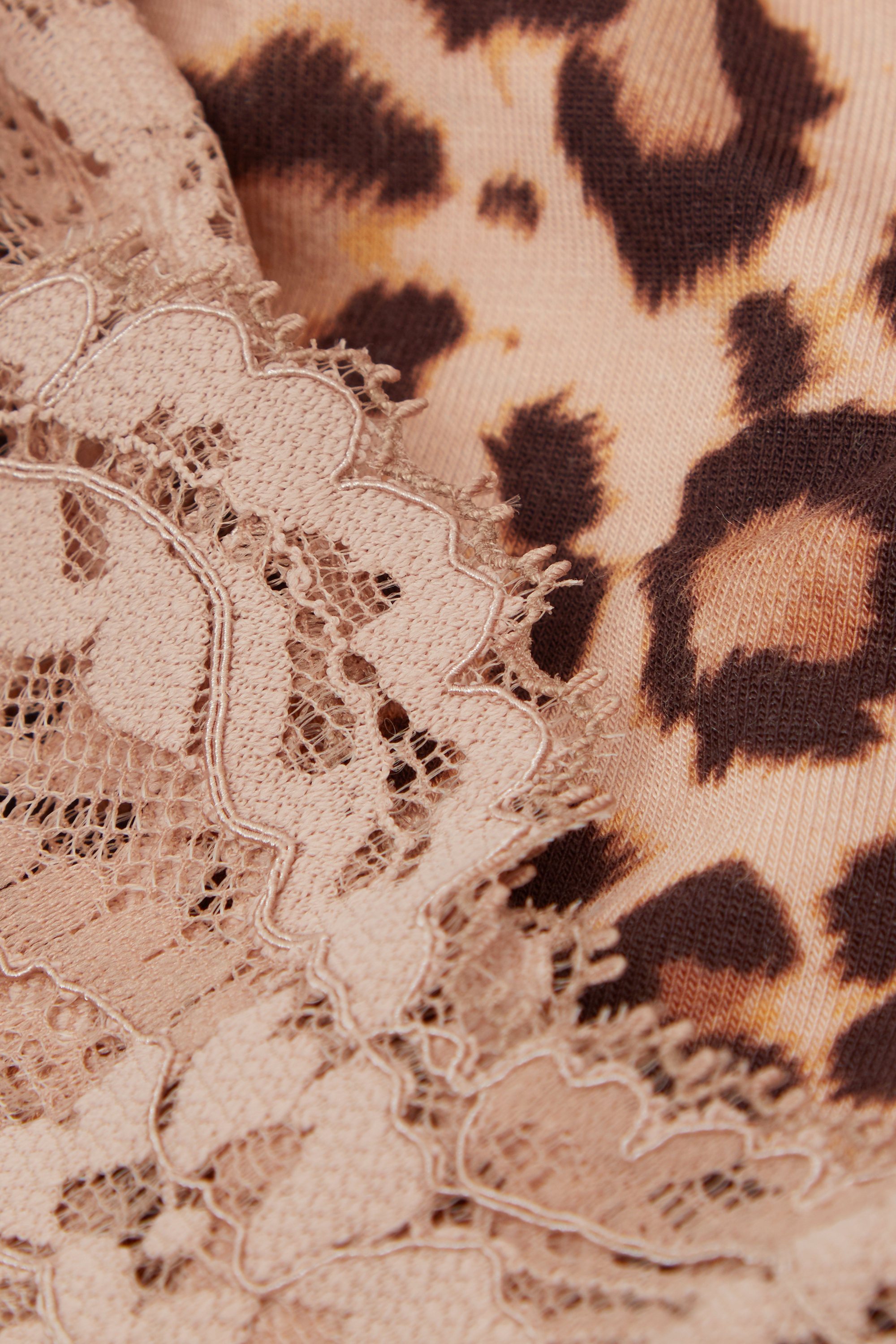 Pretty Savage ビスコースサテン ショートパンツ