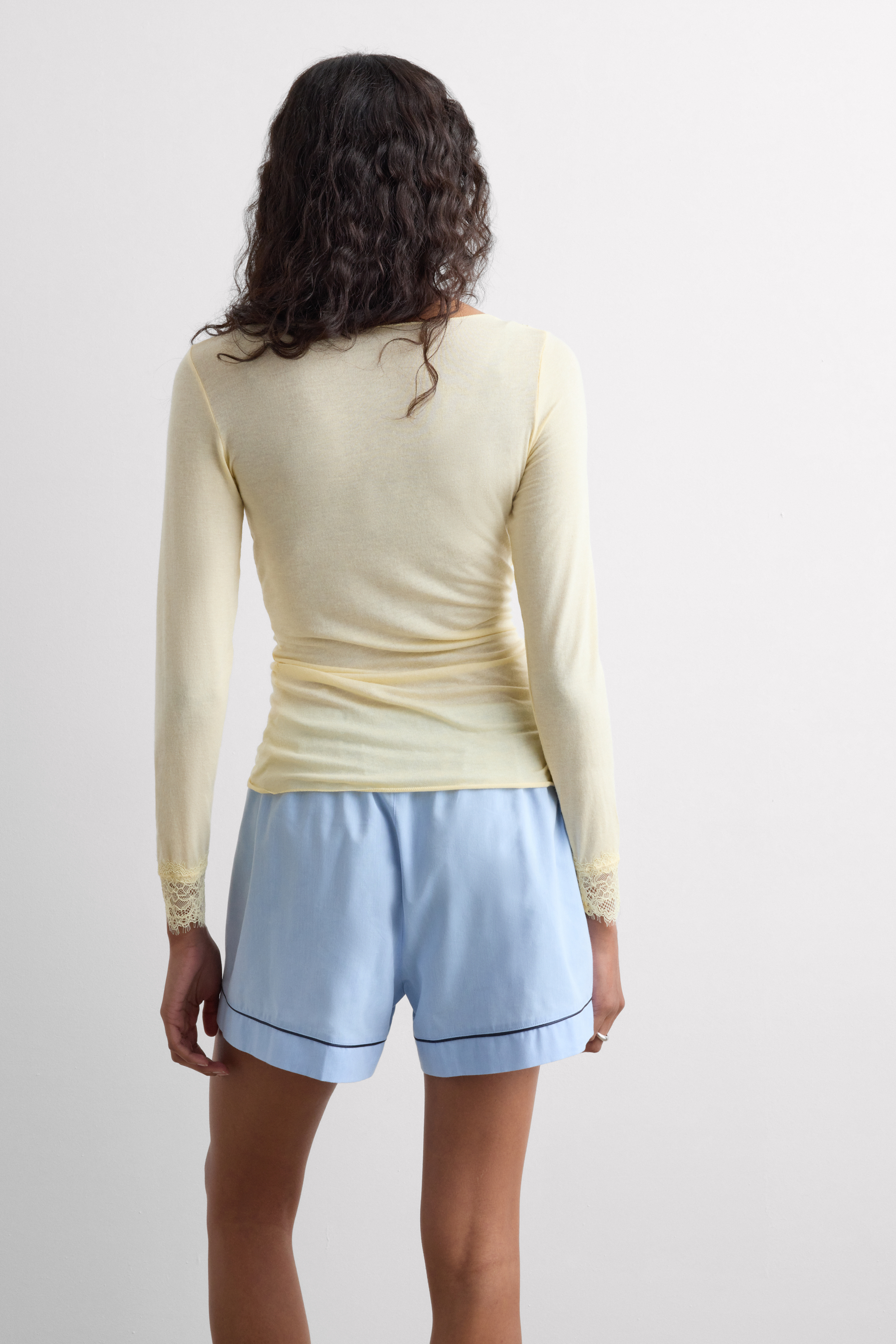 モダール カシミヤ ウルトラライト ロング レースシャツ