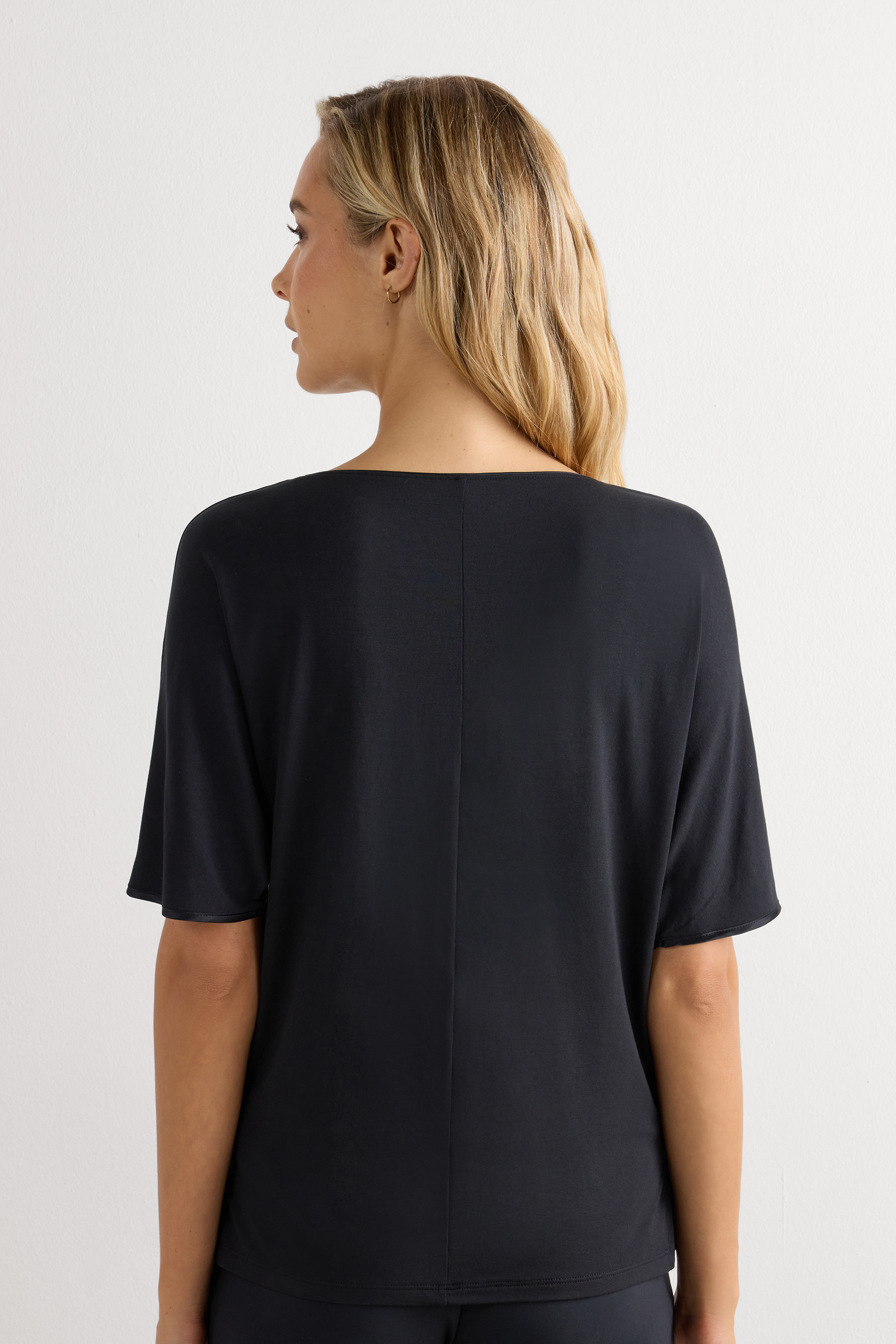 シルク＆モダール ショートスリーブ トップ | Intimissimi