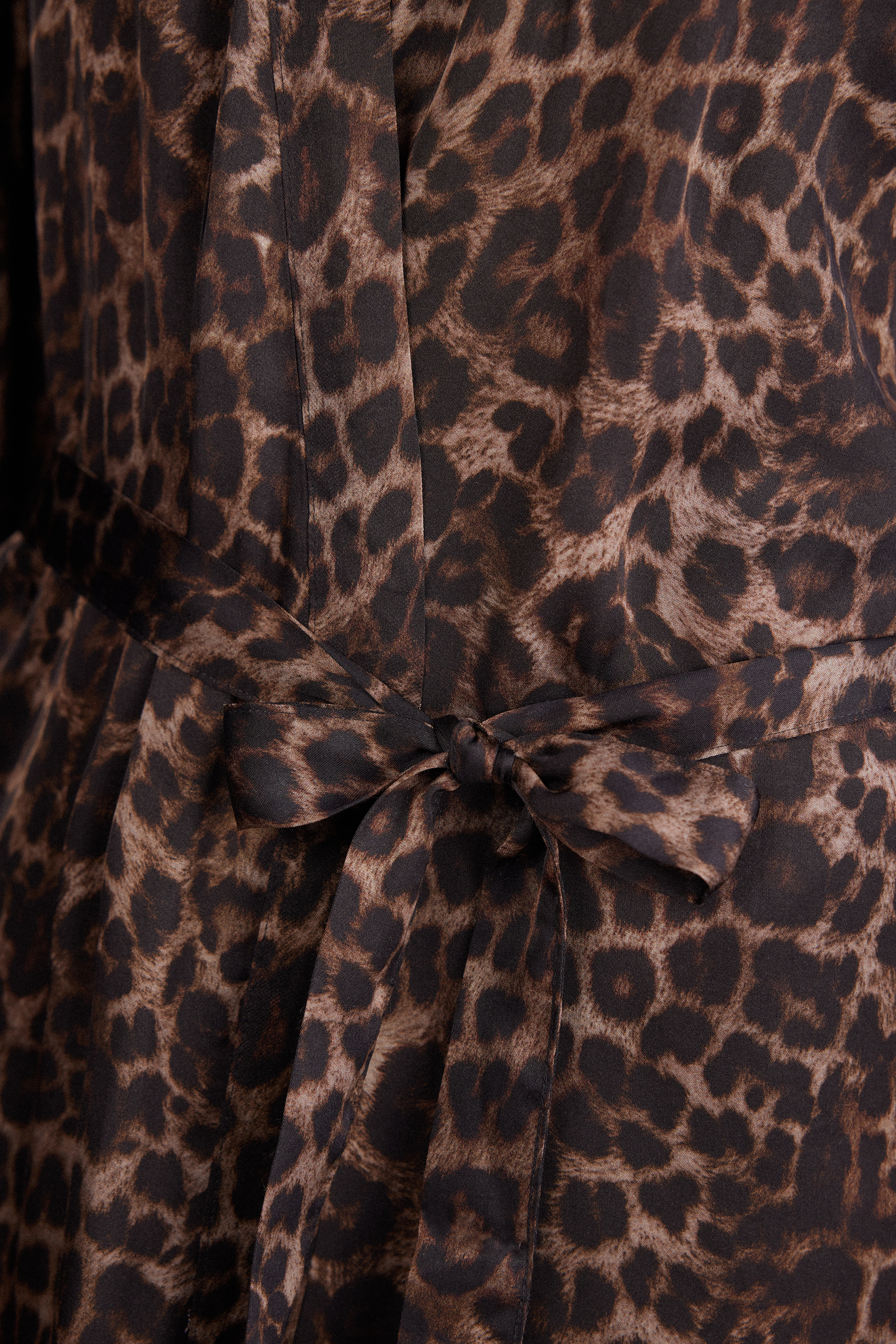 Luxurious Leopard ビスコースサテン キモノガウン