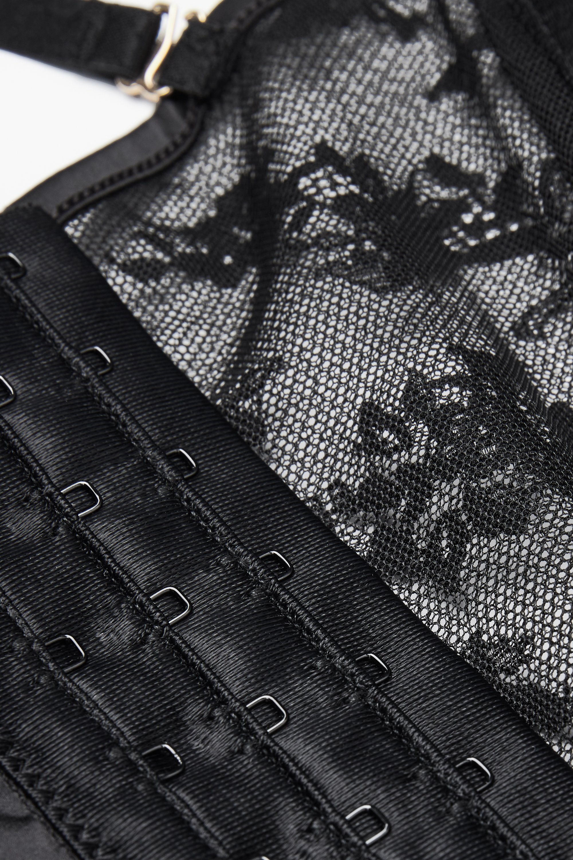 "The Art of Lingerie" ストラクチャード トップス