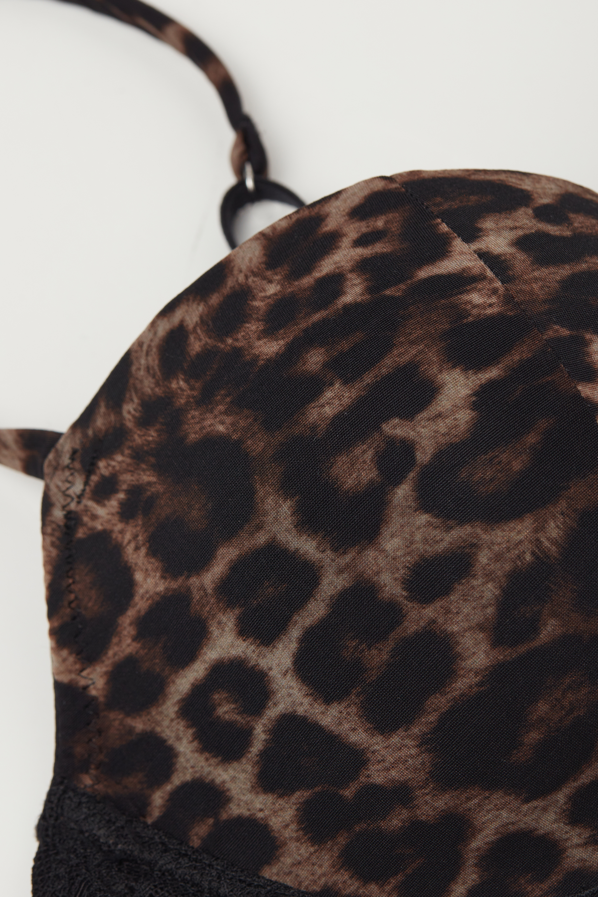 Luxurious Leopard Sofia バルコネットブラ