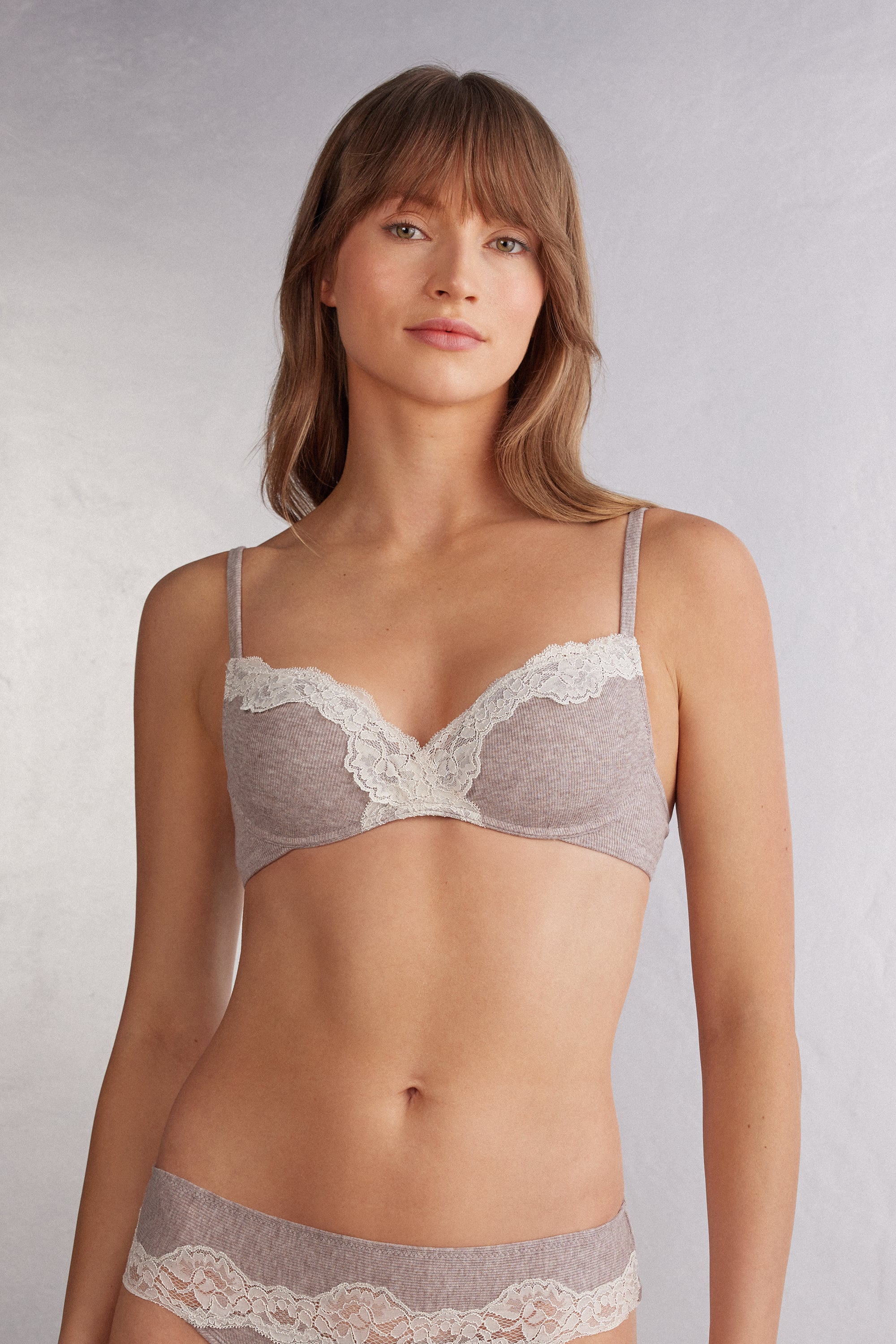 Effortless Beauty Gioia スーパープッシュアップブラ