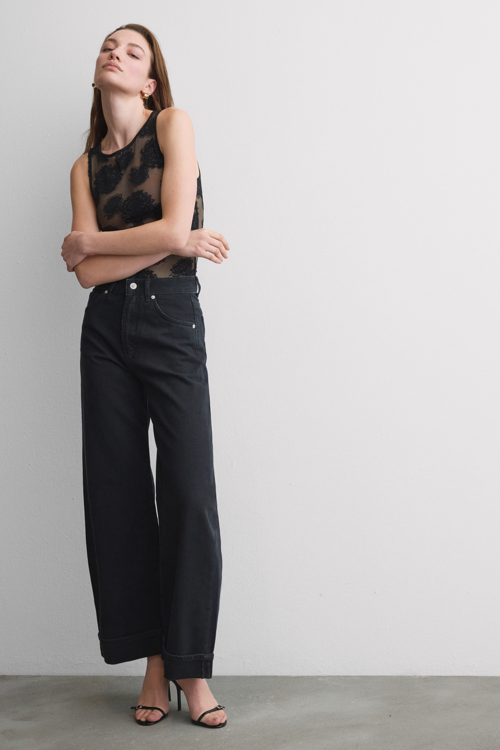 "Sensual Texture" レース ボディスーツ