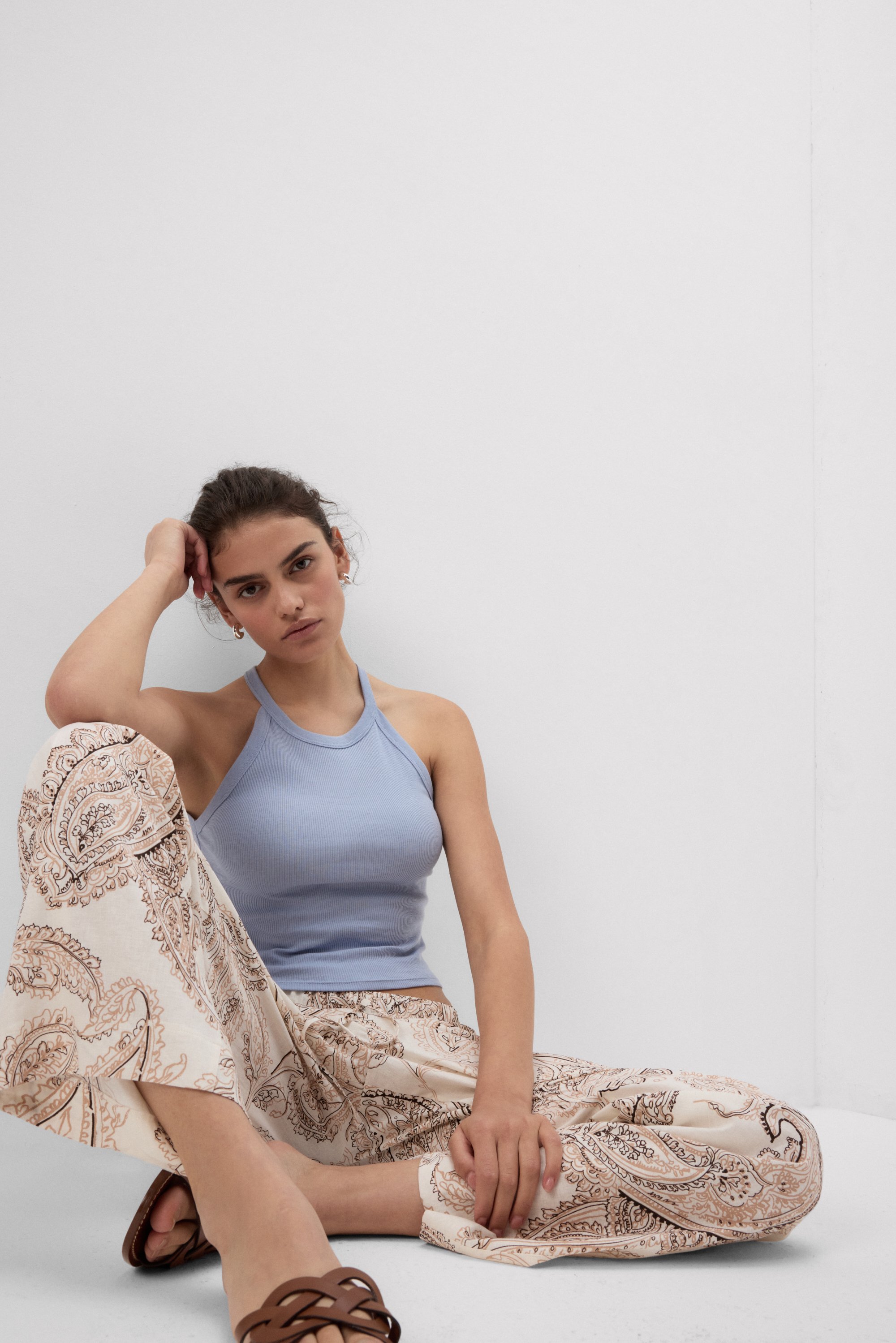 Superiorコットン リブ クロップドトップ