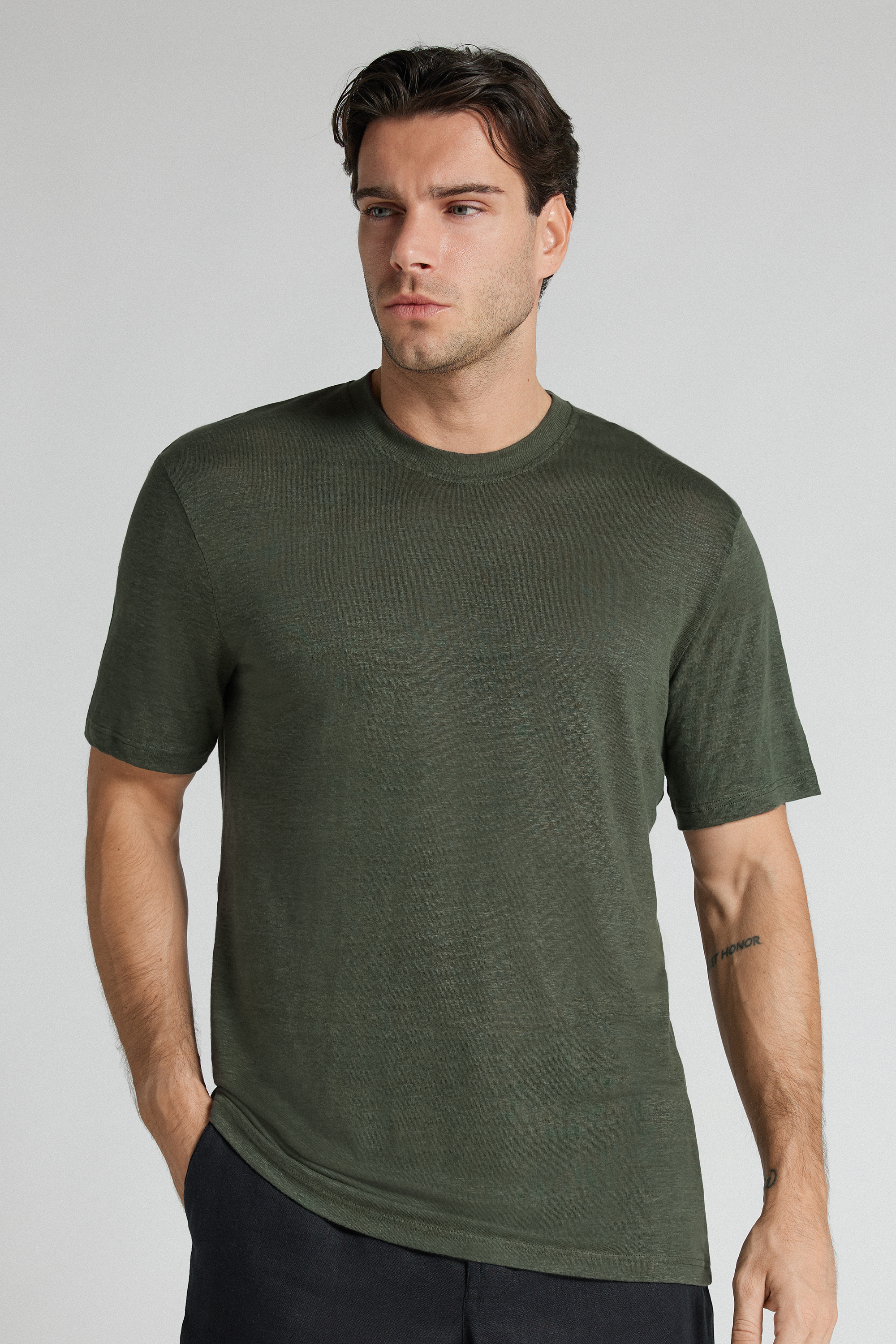 リネン Tシャツ