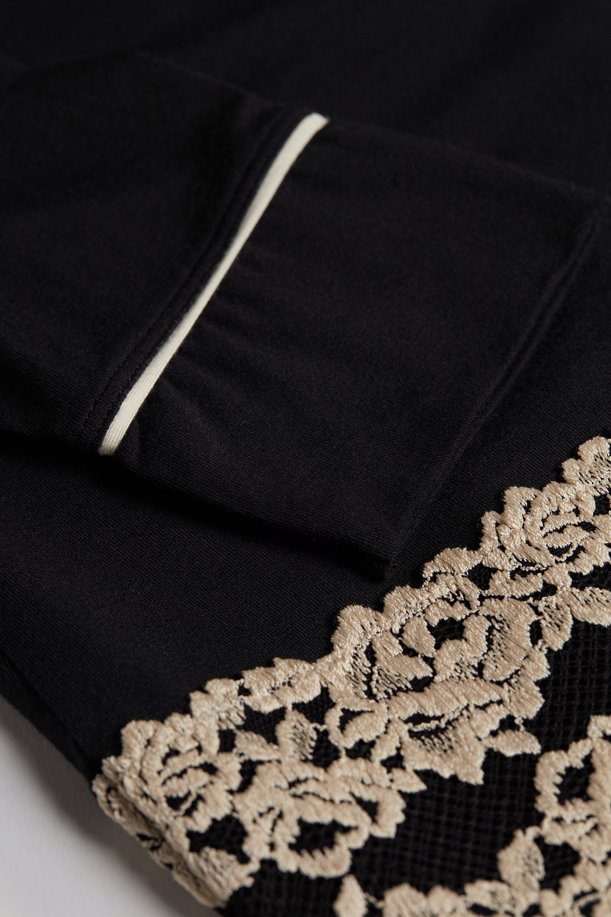 Pretty Flowers モダール オープンフロント ニット