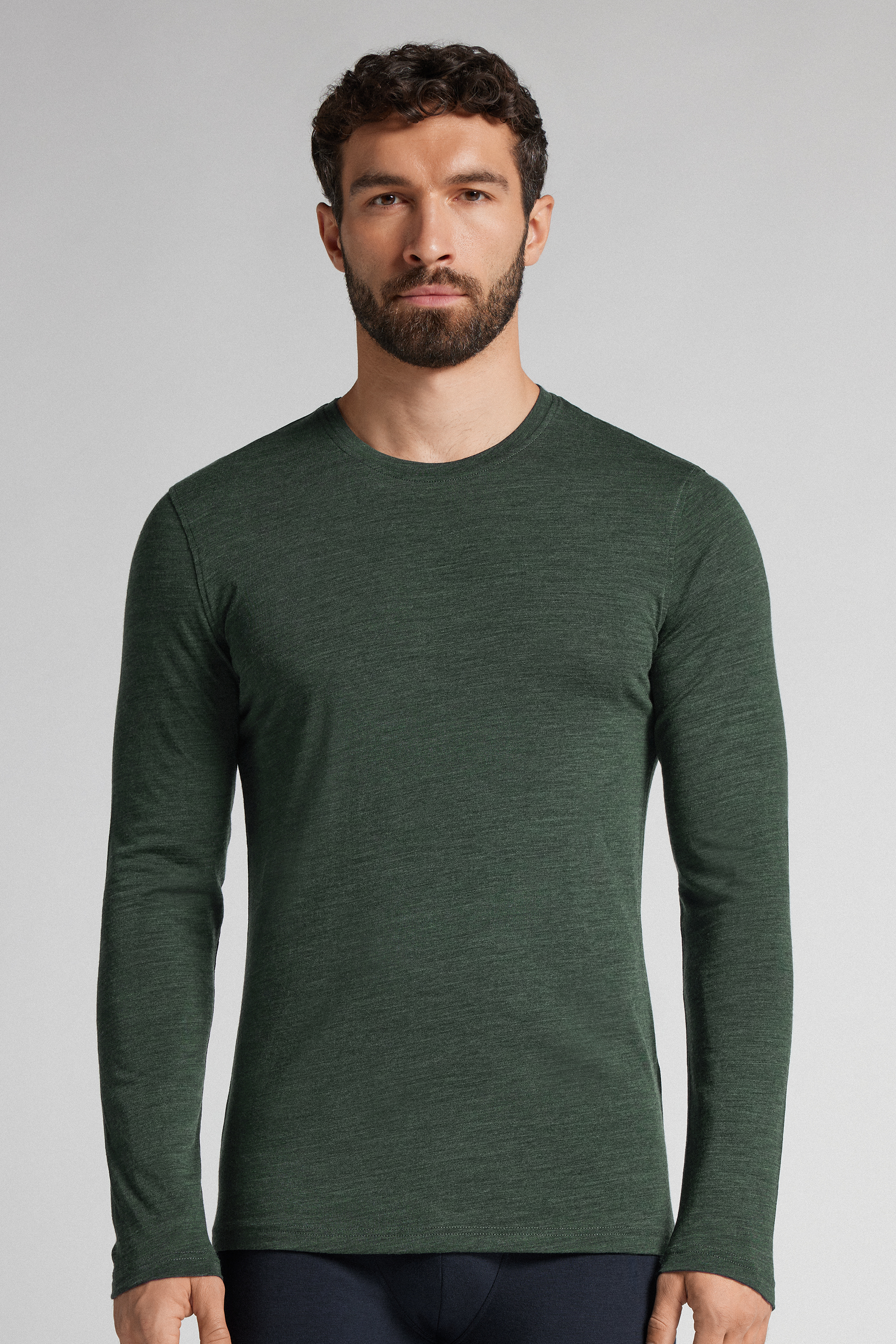 メリノウール ラウンドネック長袖トップス