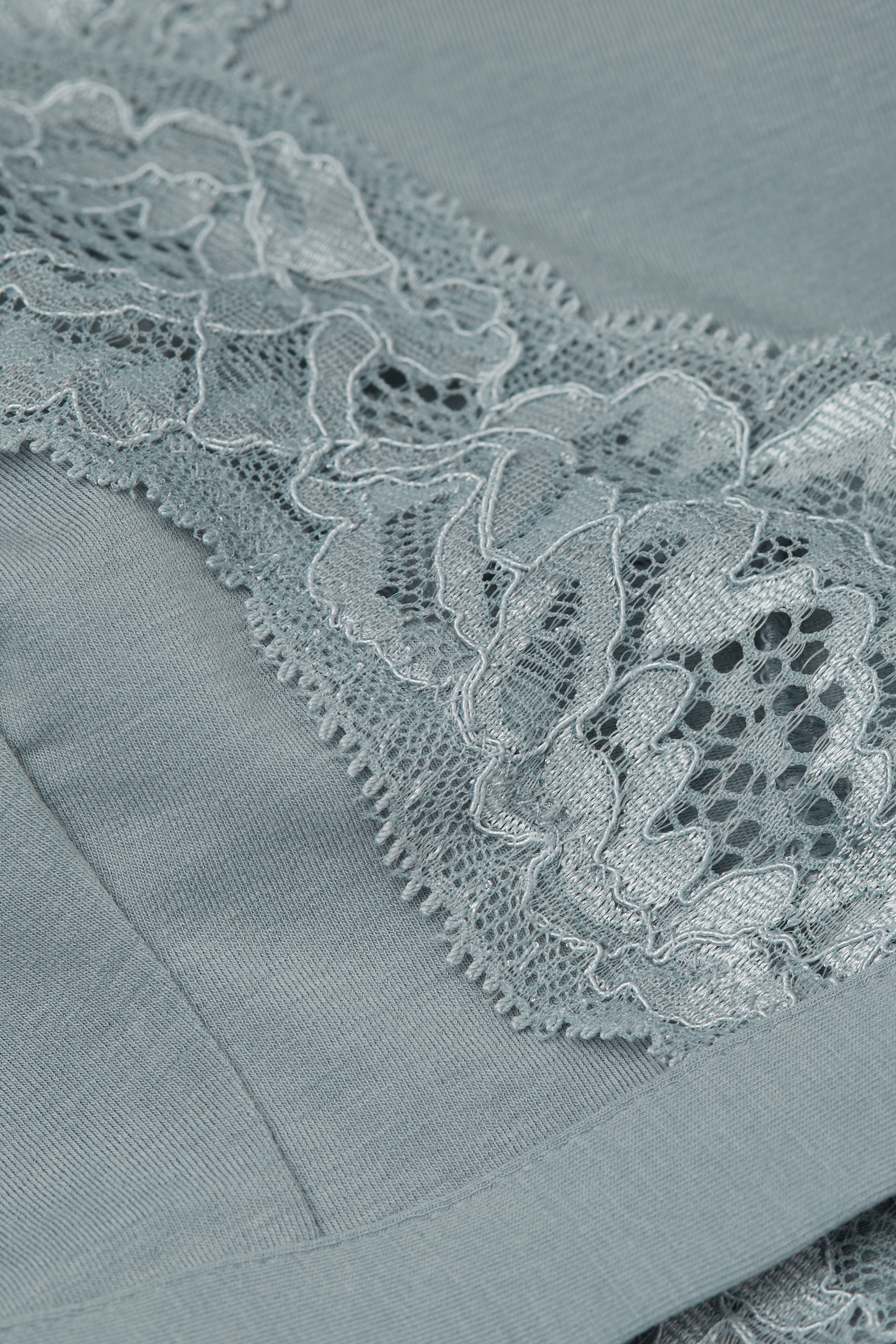 Embrace Simplicity コットン＆レース ボディスーツ