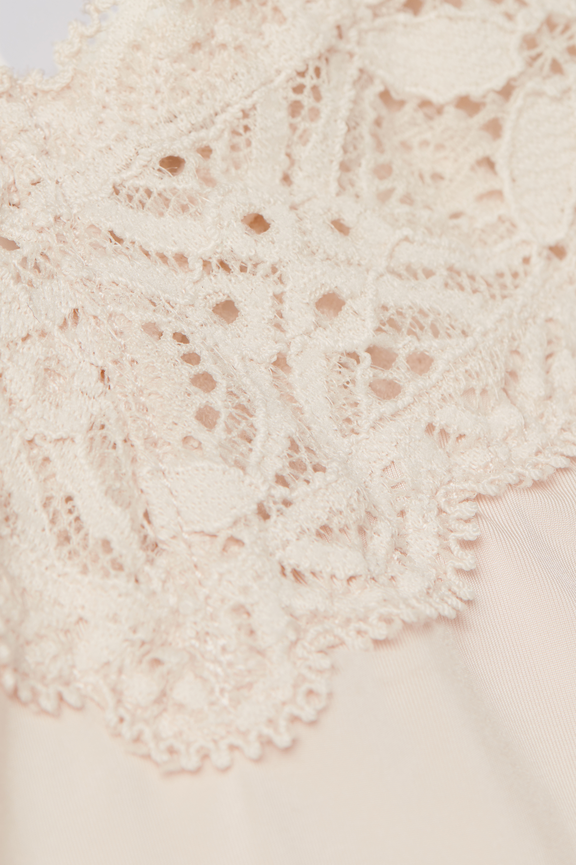 Lace and Microfiber '80s Style Brazilian | Intimissimi