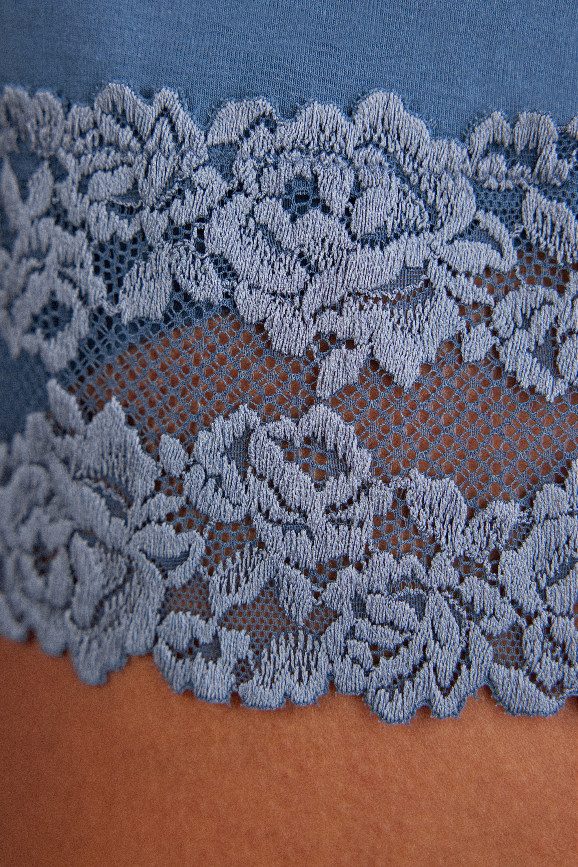 Pretty Flowers モダール トップ