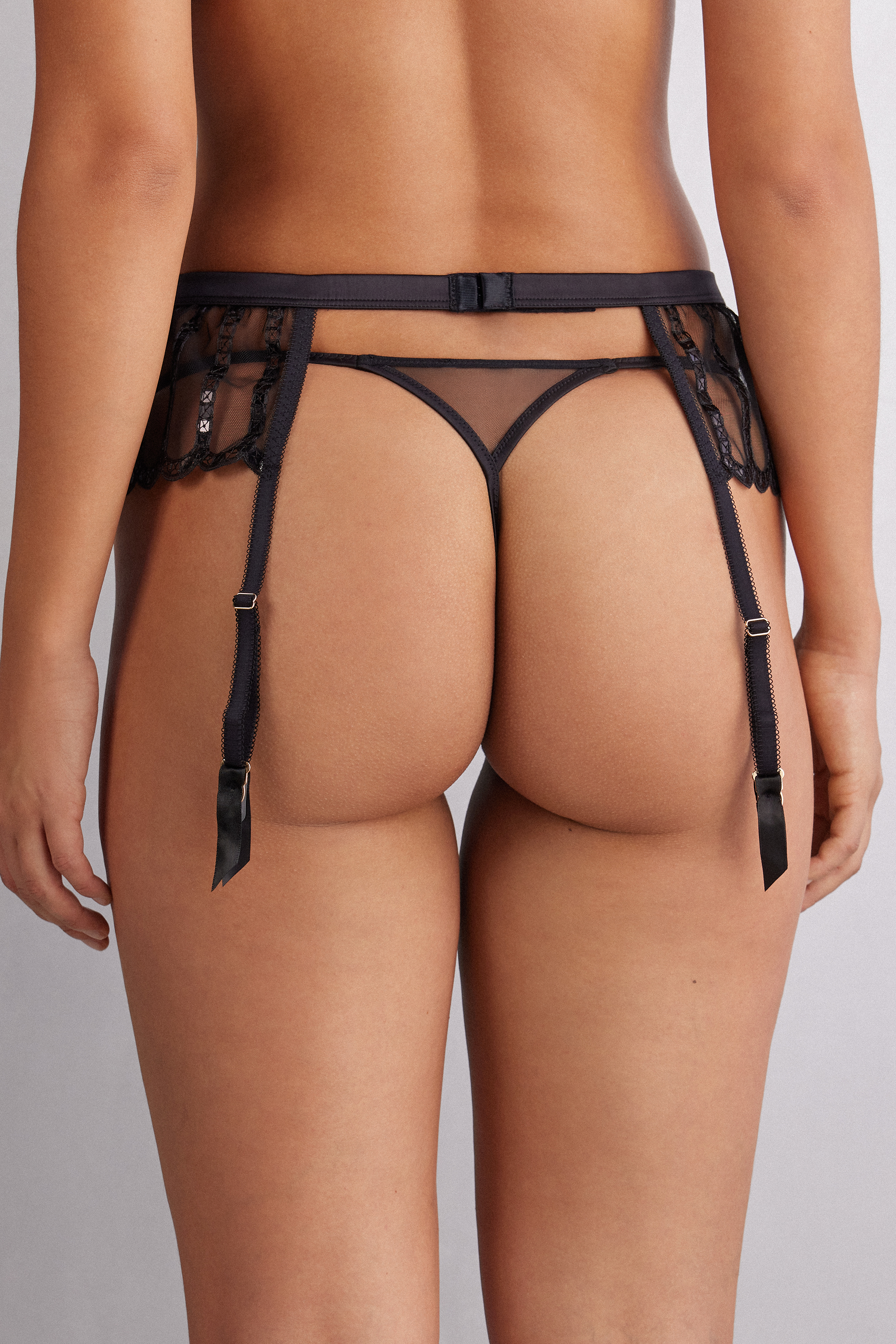 See the Magic ガーターベルト