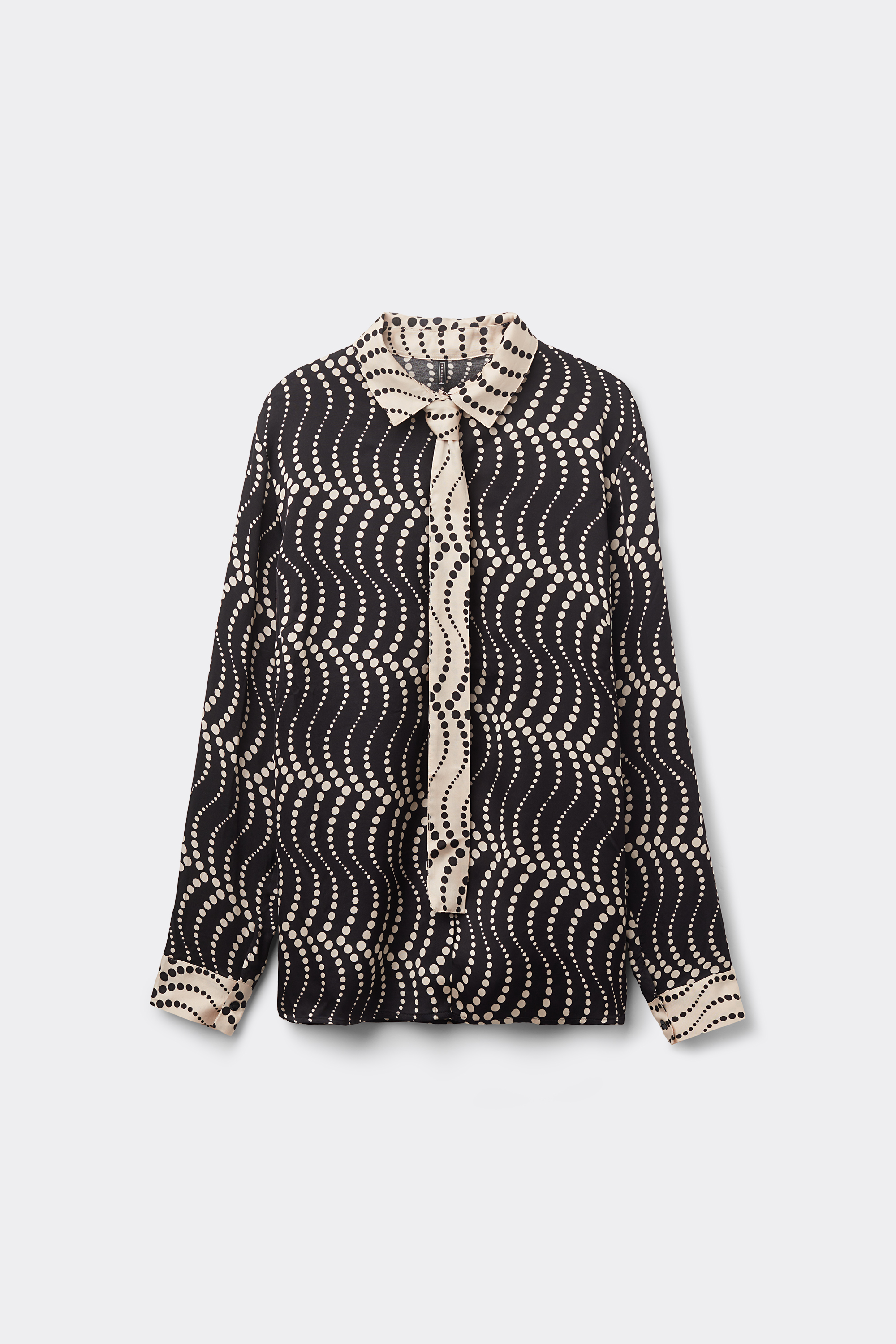 Cool Elegance ビスコースサテン シャツ