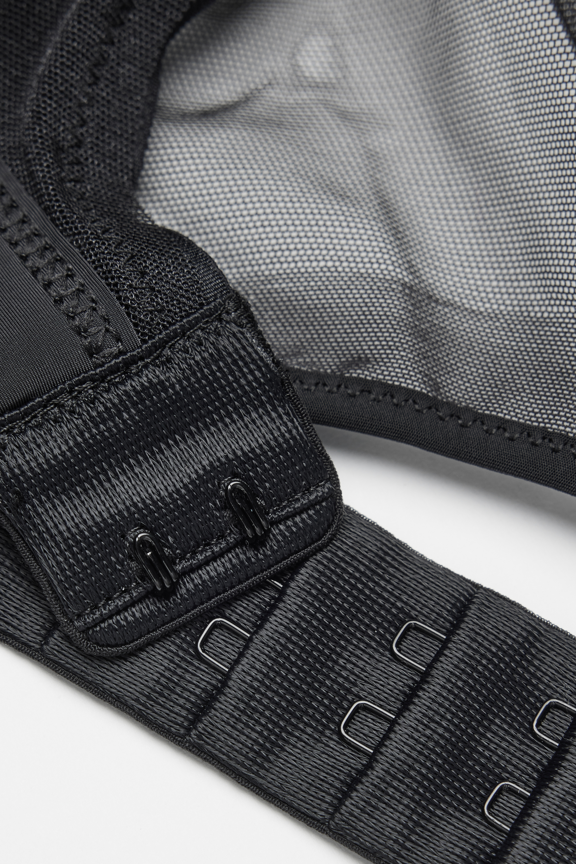 "Invisible Touch" トライアングルブラ