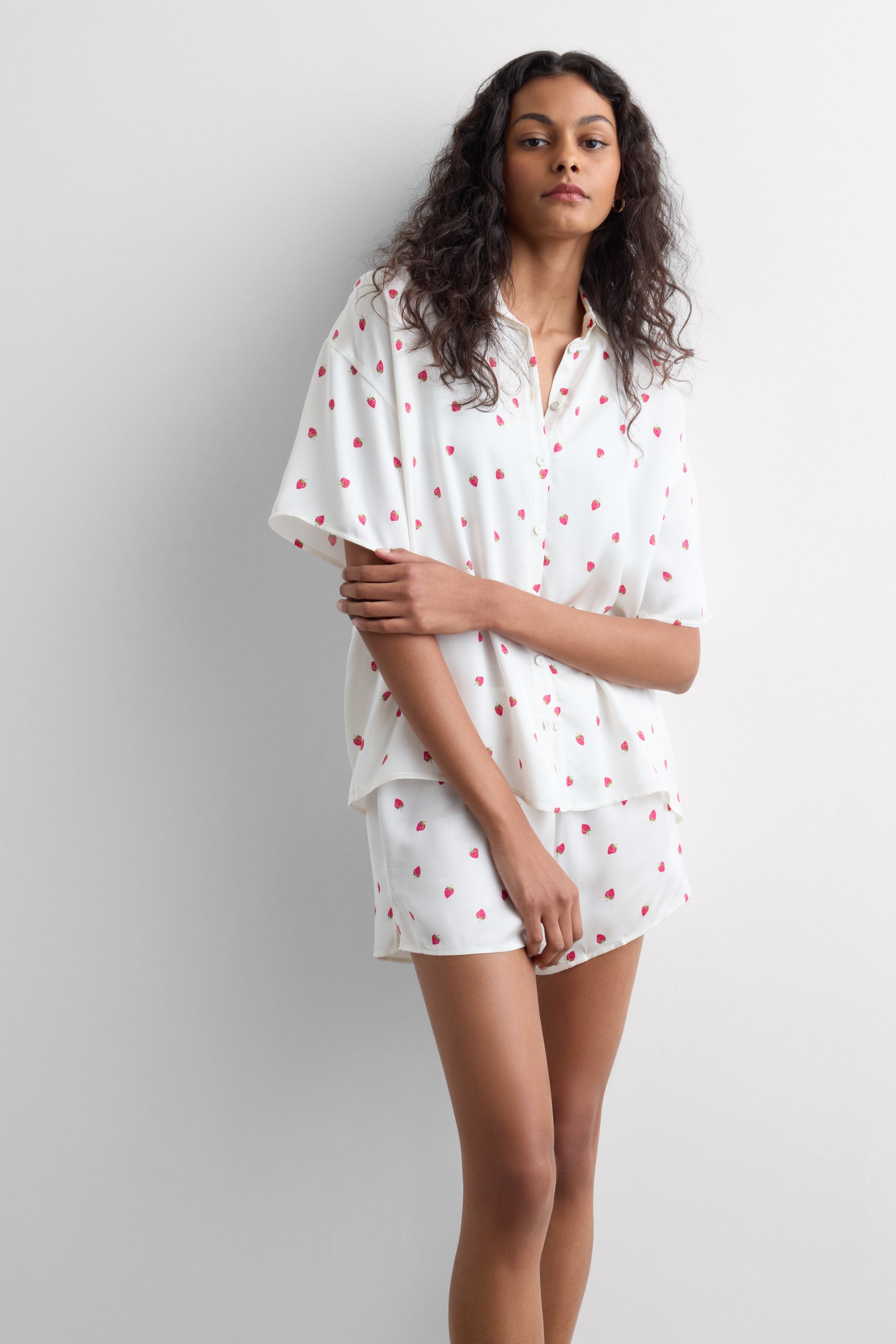 "Sweet as a Berry" ビスコースサテン ショートパジャマ