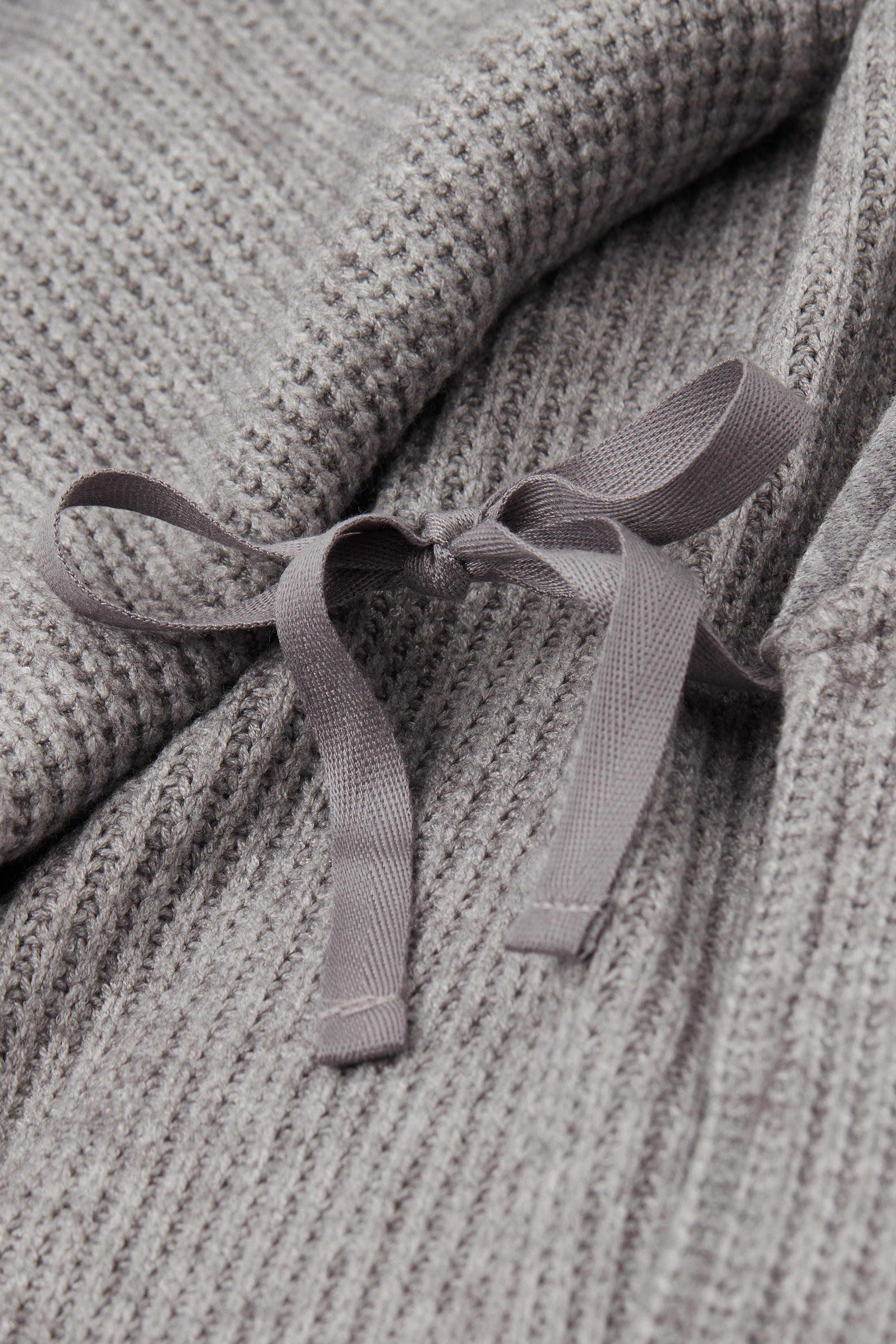 ソフトトリコット オーフンプロント ニット