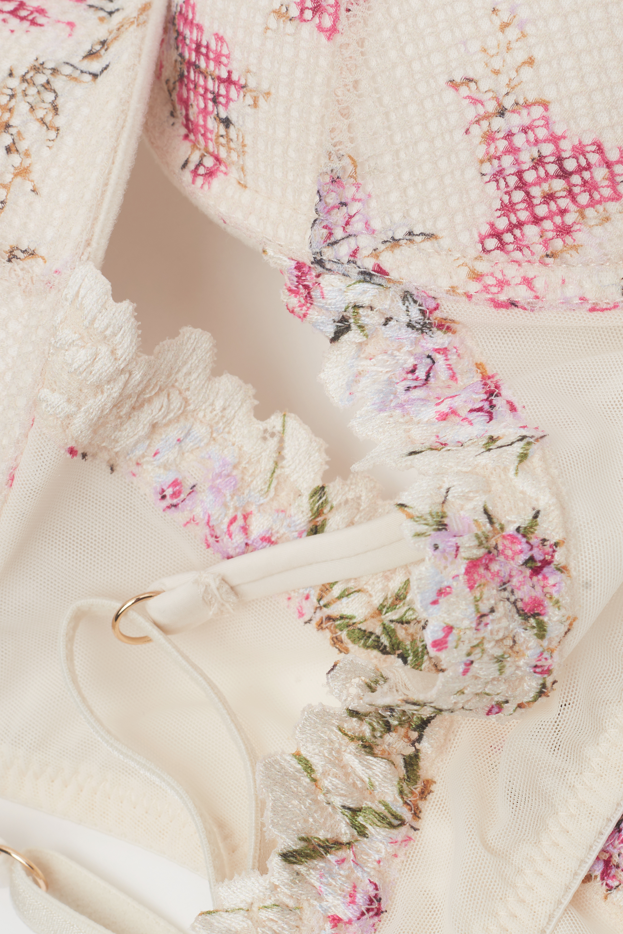 "Pretty Flowers" プリント Bellissima プッシュアップブラ