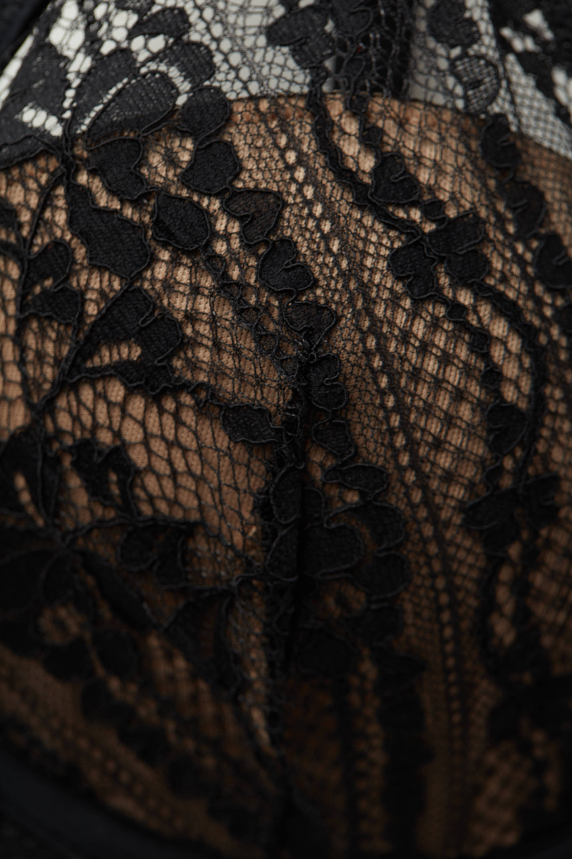 Sleepless Nights Elena バルコネットブラ