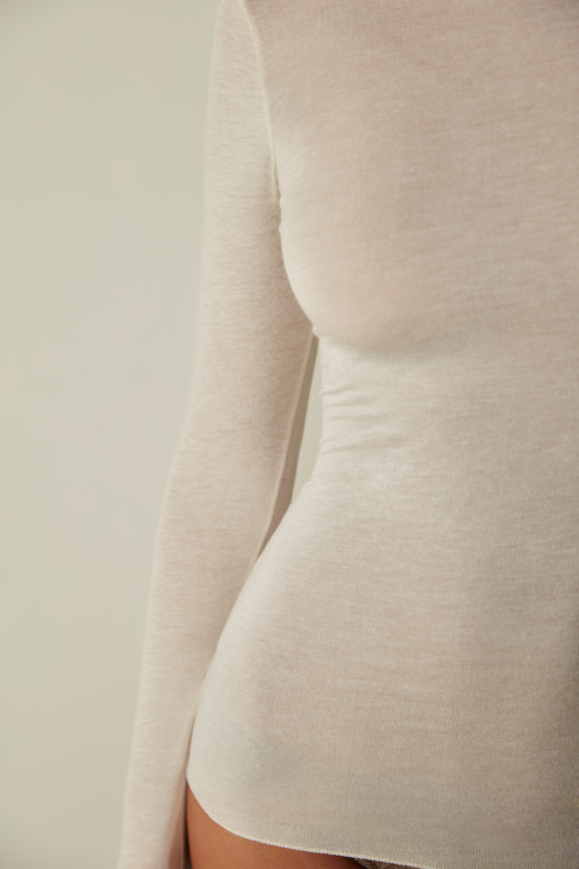 ボートネック モダール カシミヤ ウルトラライト トップス