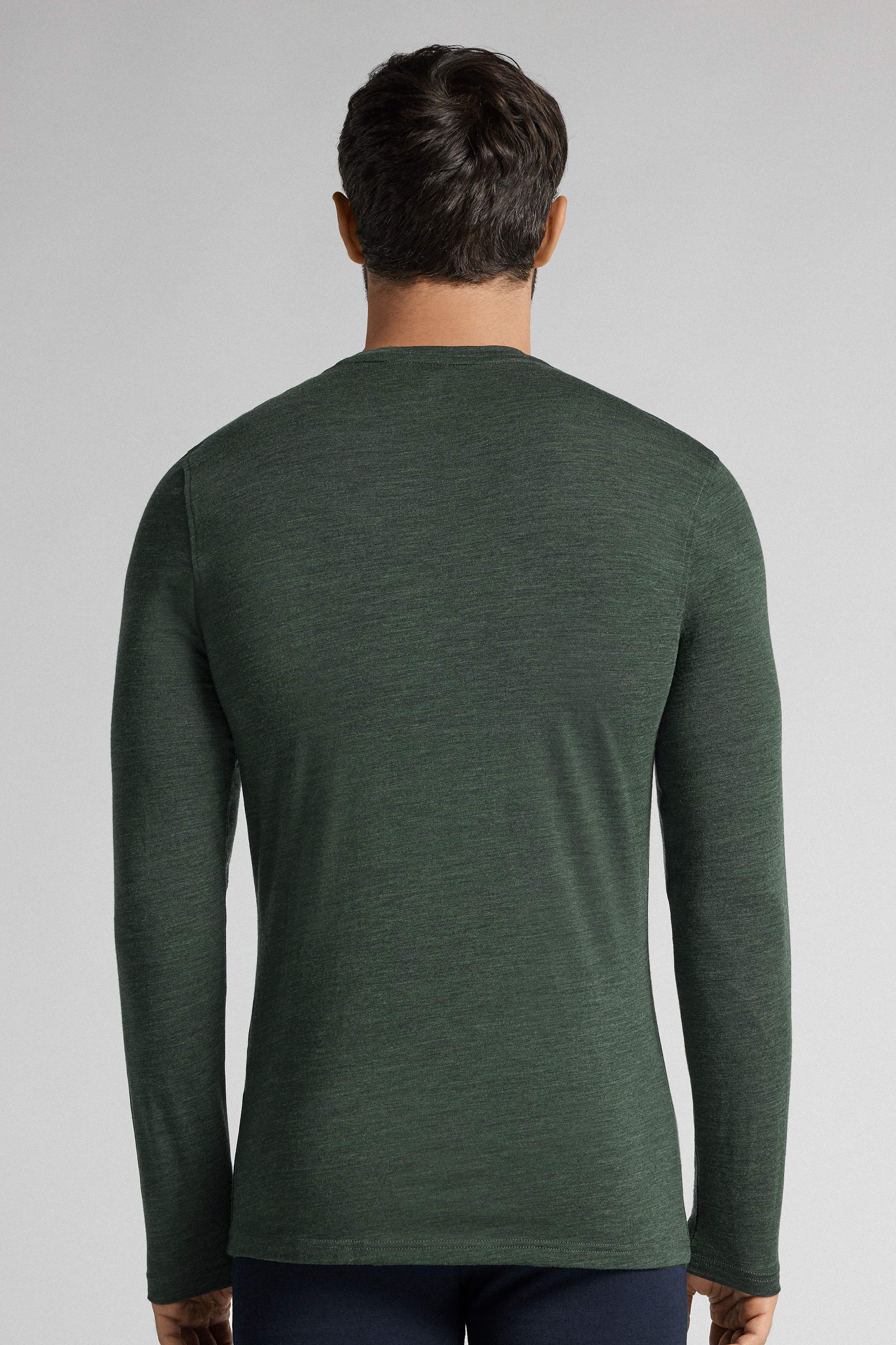 メリノウール ラウンドネック長袖トップス