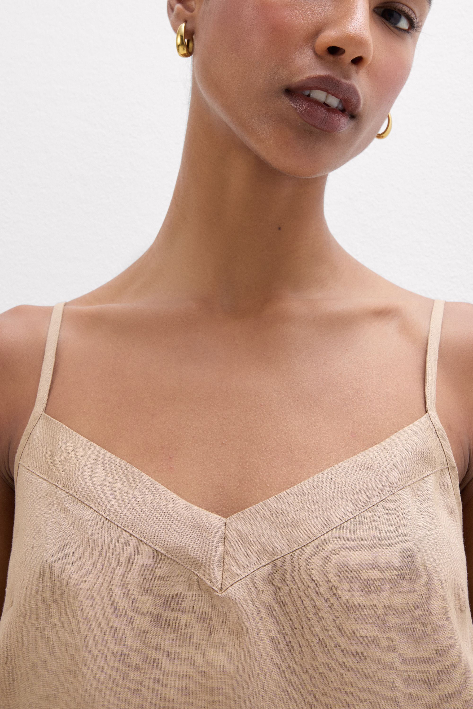 The Pure Linen リネンファブリック トップス