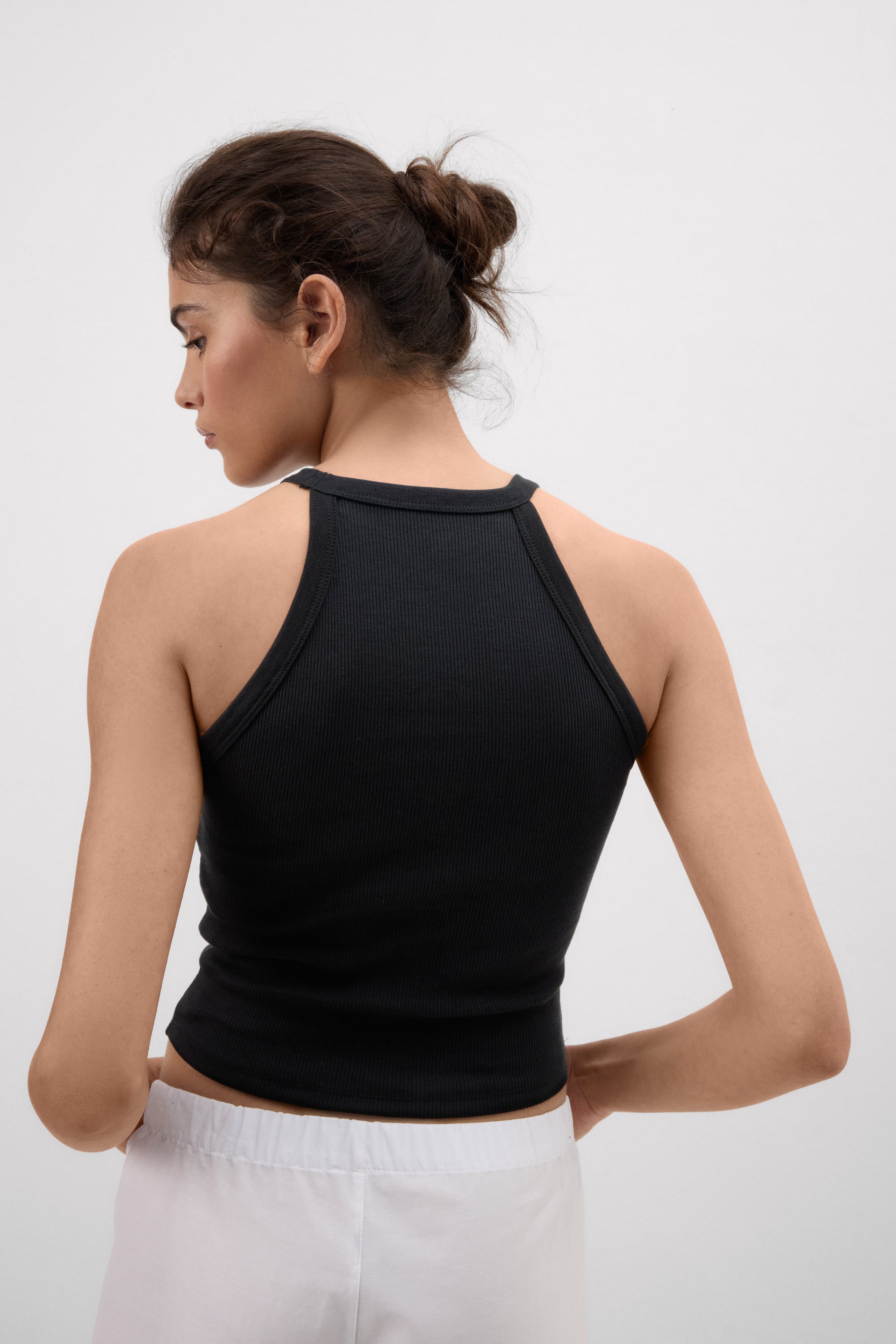 Superiorコットン リブ クロップドトップ