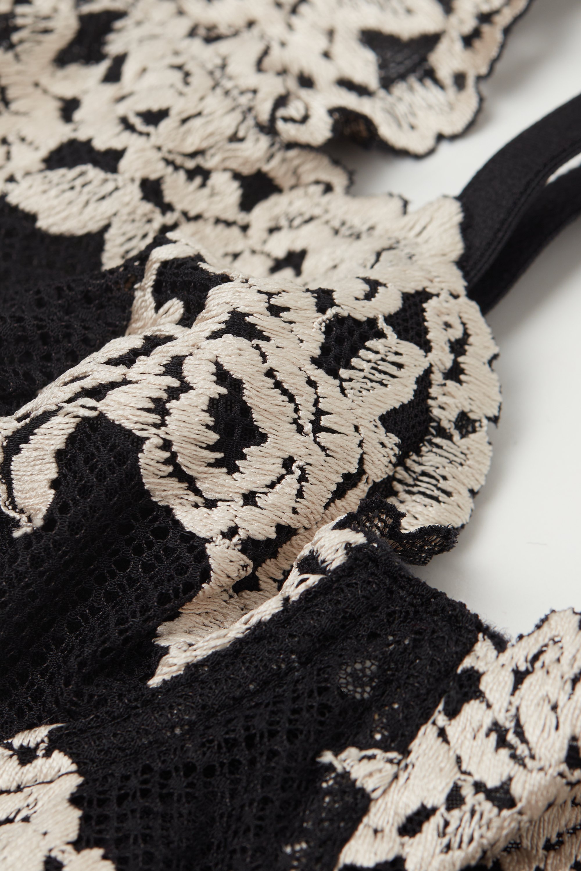 Pretty Flowers Daniela バルコネットブラ