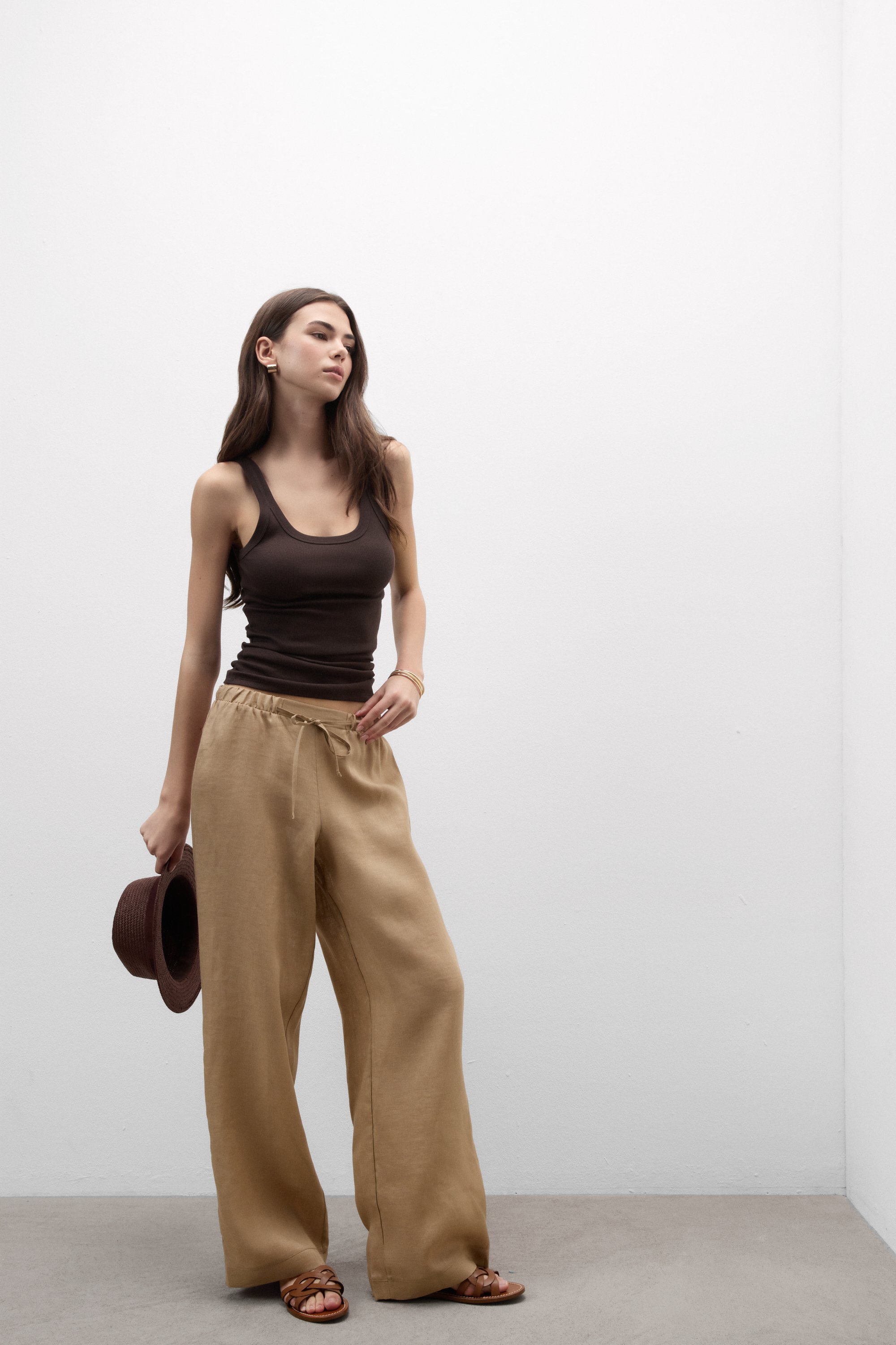 The Pure Linen リネンファブリック ドローストリング ロングパンツ