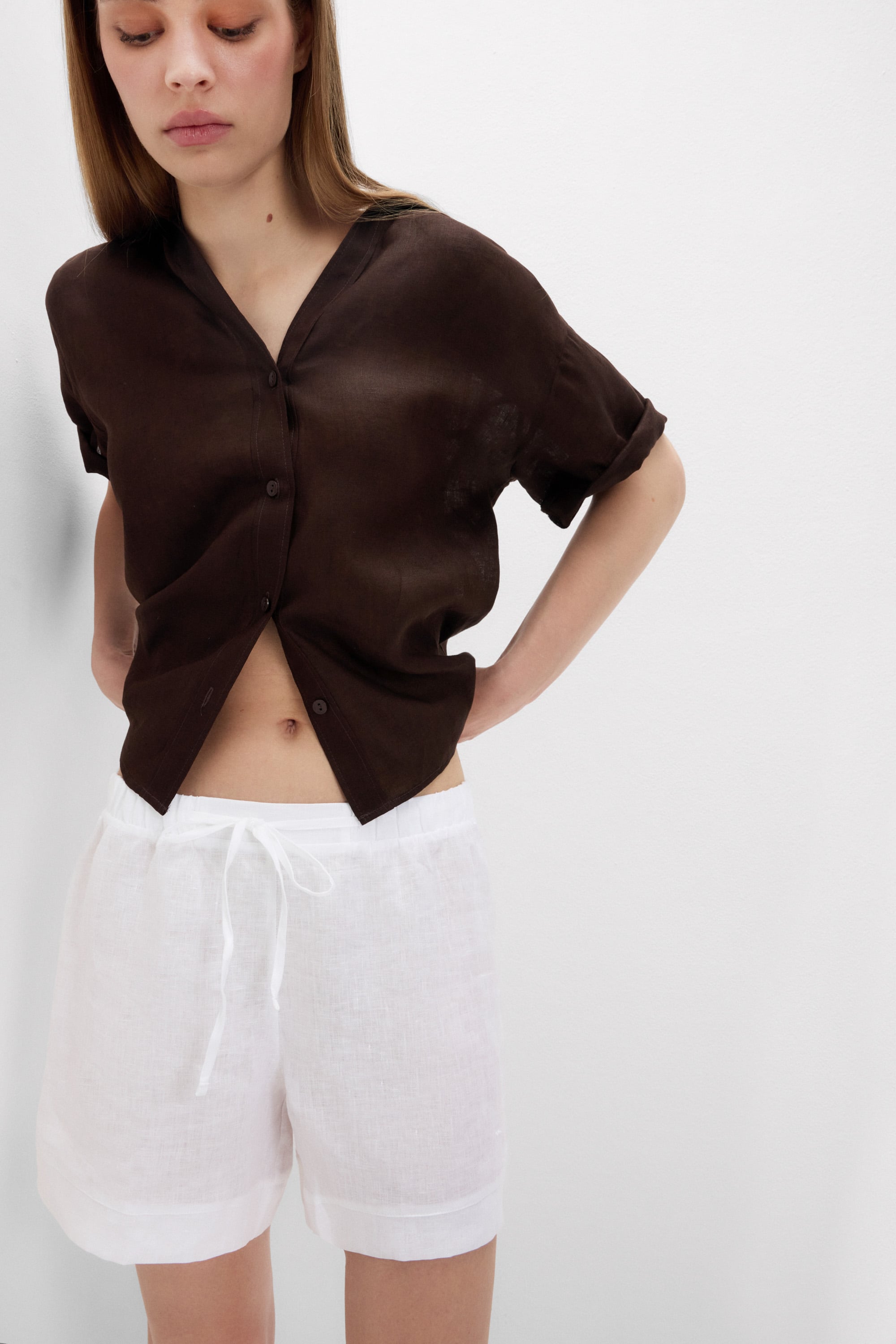The Pure Linen リネンファブリック ショートパンツ
