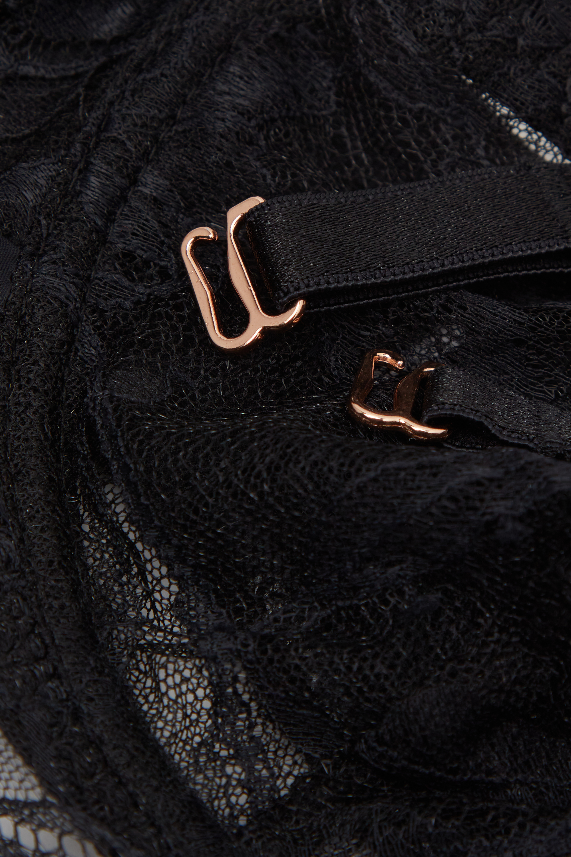 "Playful Glamour" バンドゥ バルコネットブラ