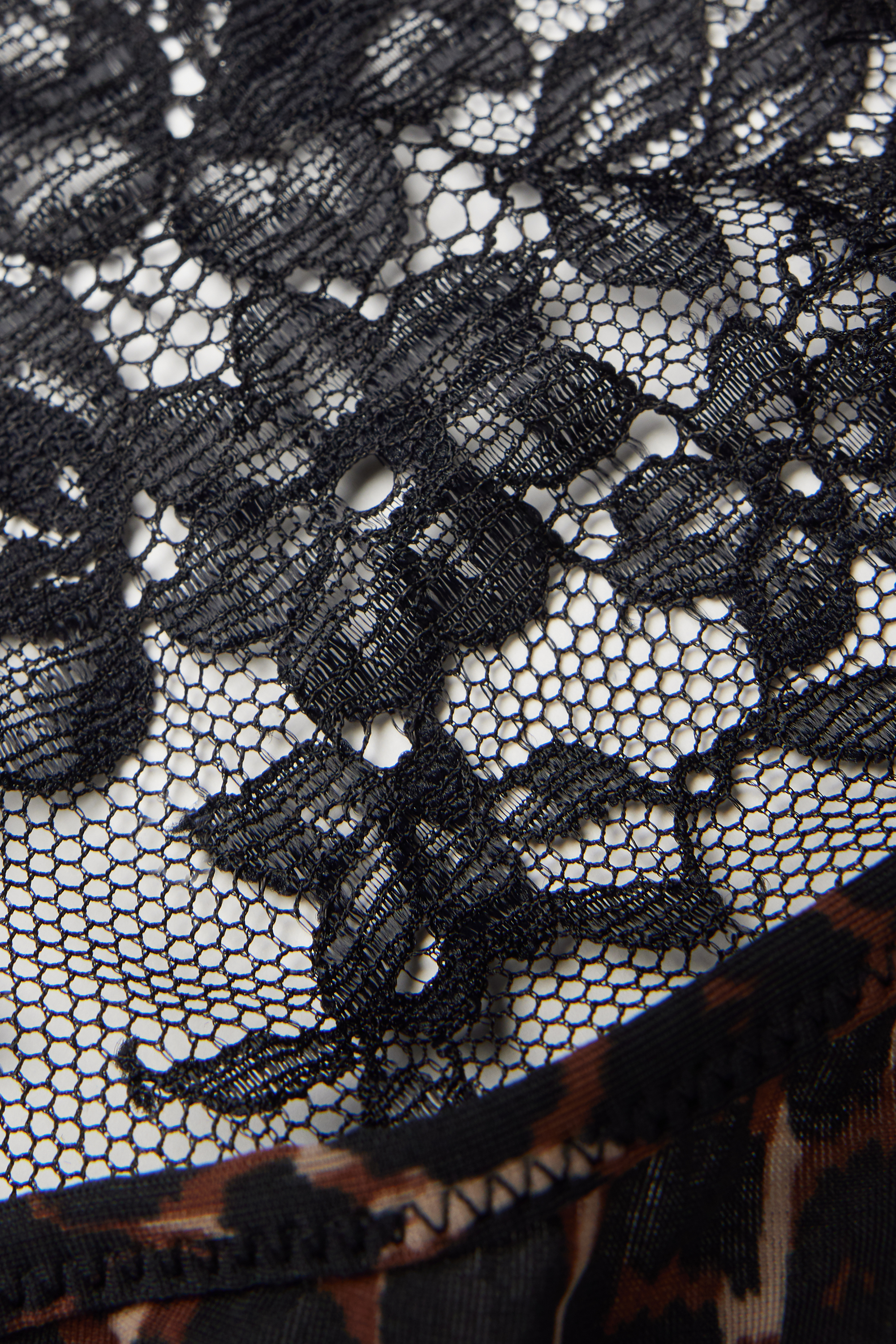 "Sensual Attitude" アニマルプリント ショーツ