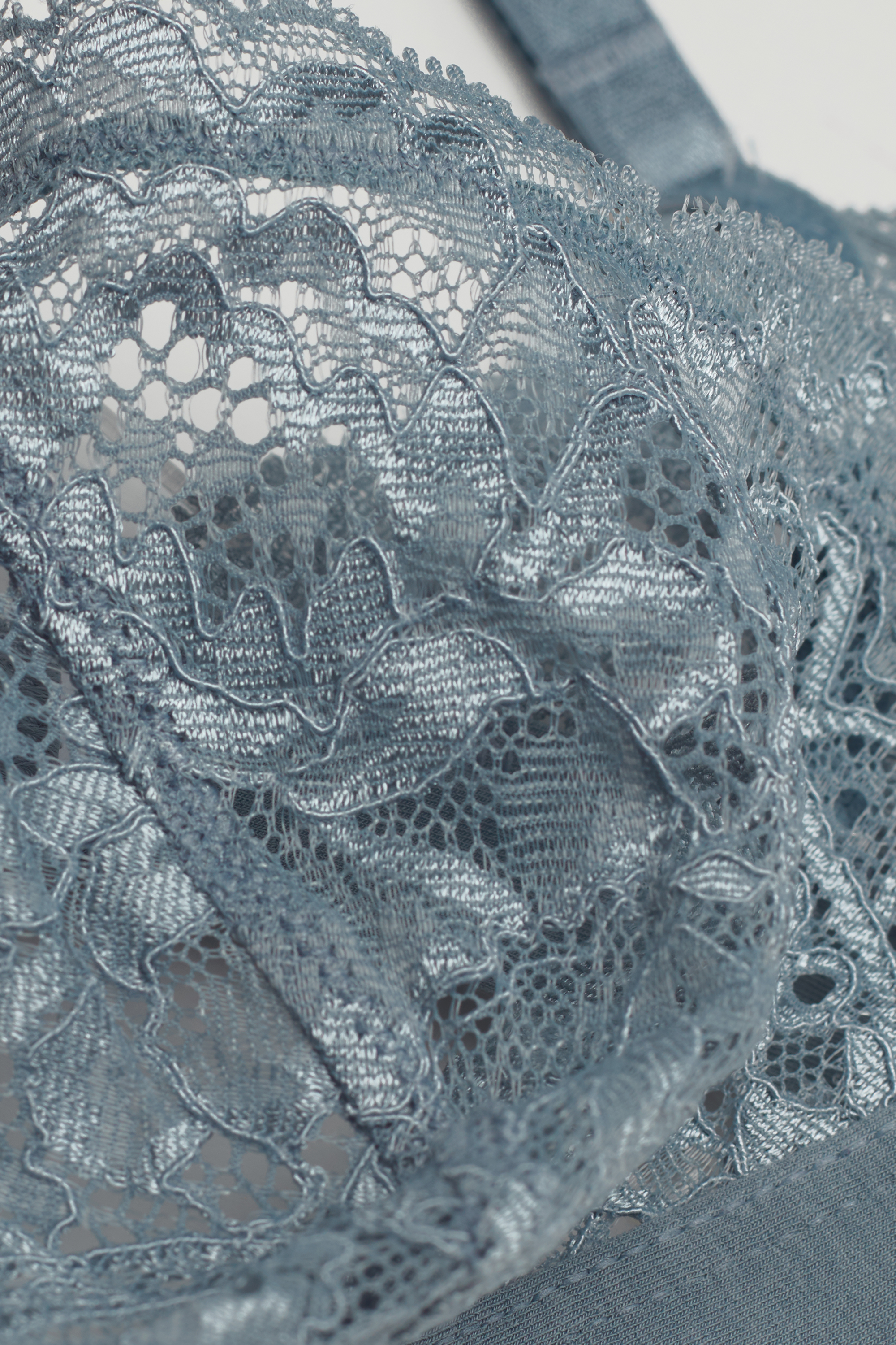 Embrace Simplicity Emma トライアングルブラ