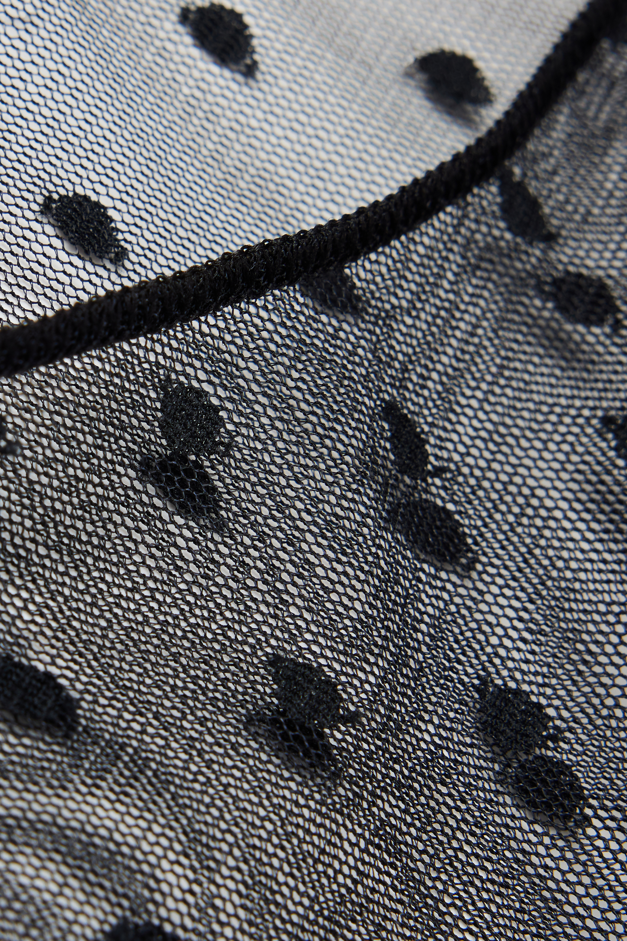 Flirt Fearlessly レース ロングスリーブ ボディスーツ