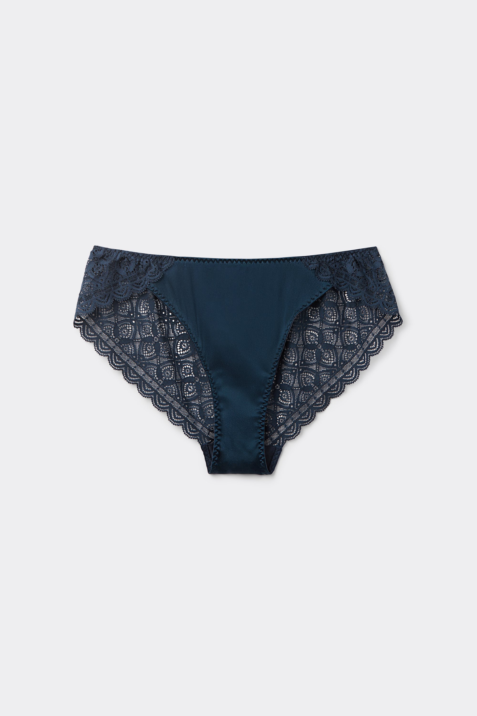 Трусики шетке итеріп