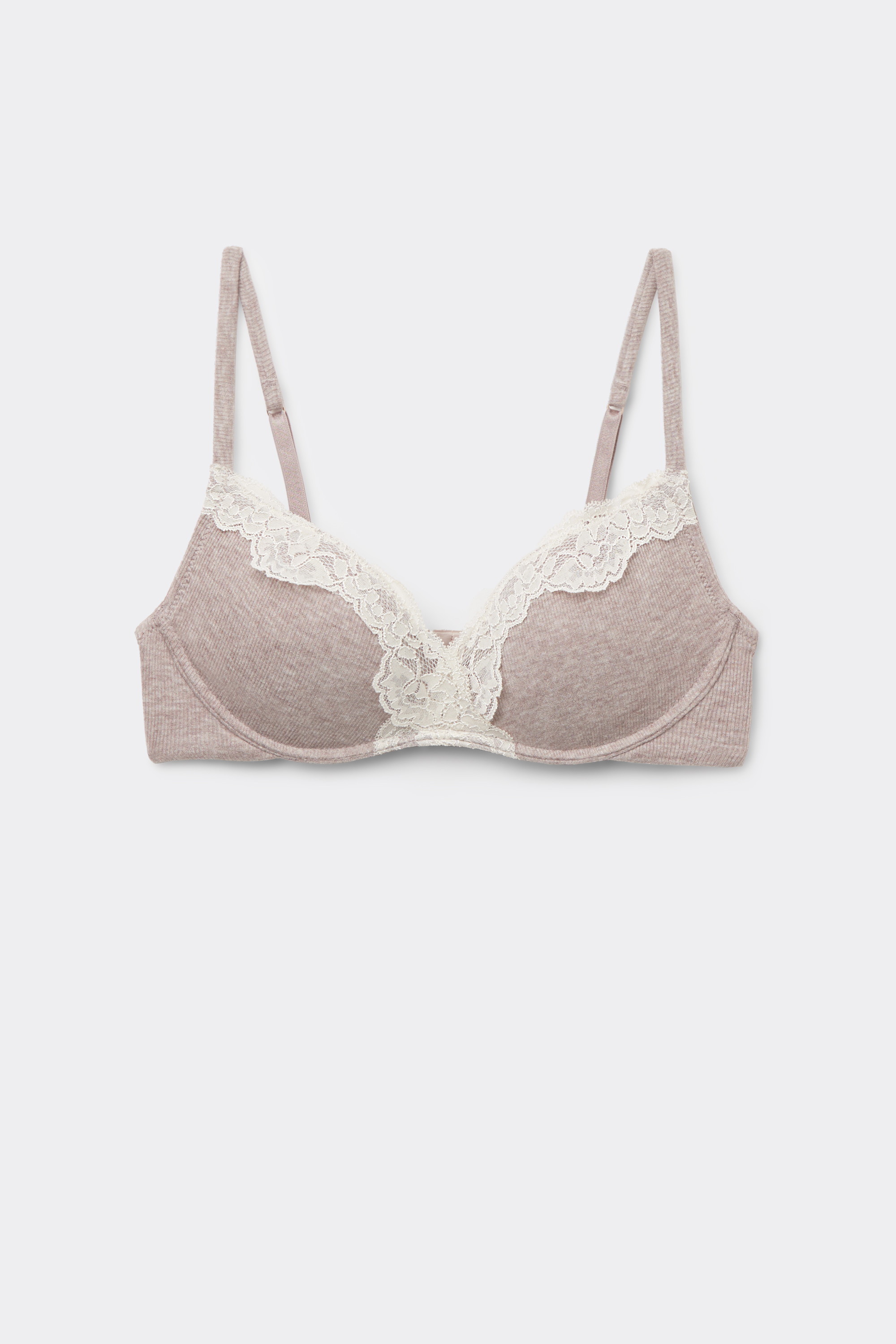 Effortless Beauty Gioia スーパープッシュアップブラ
