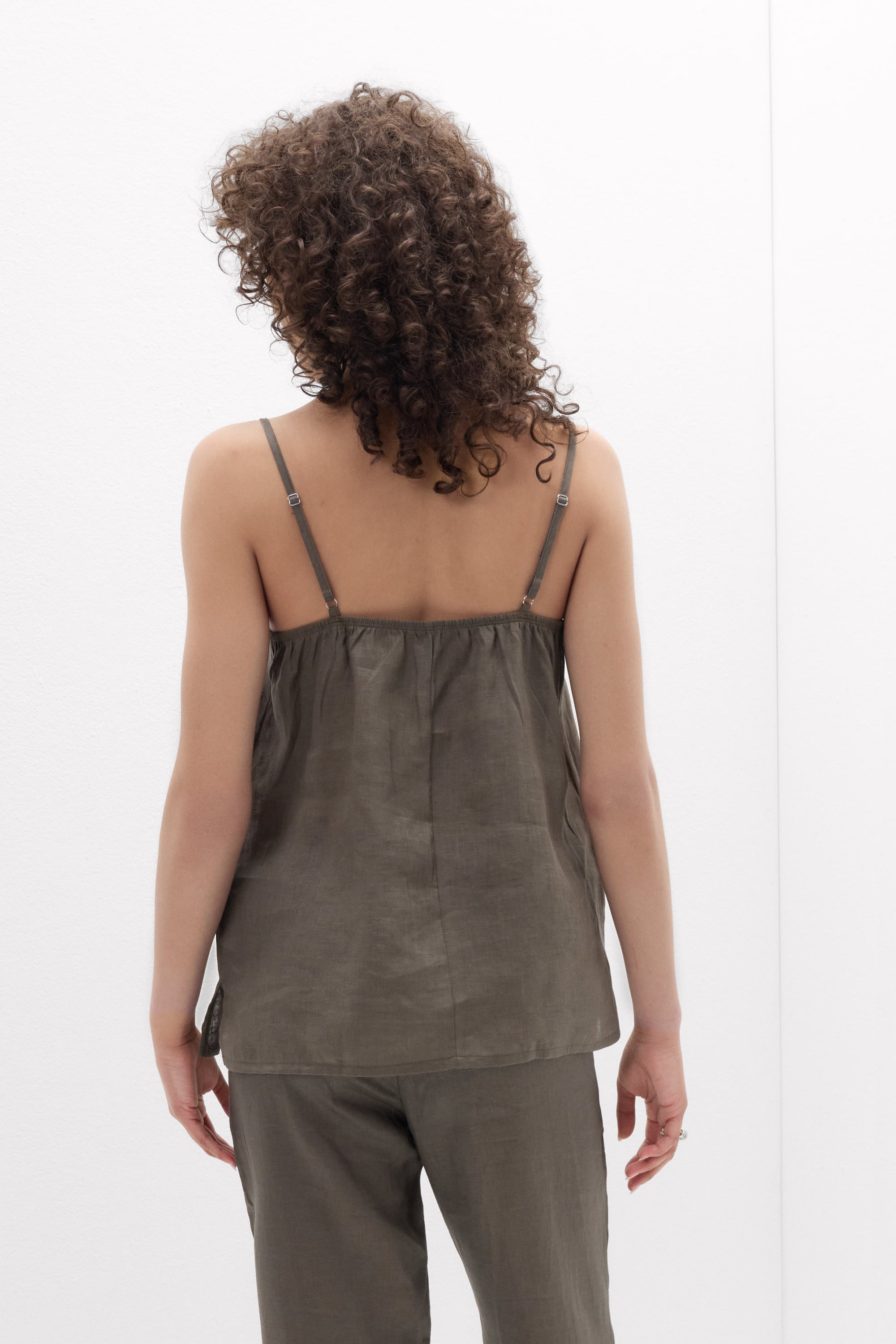 The Pure Linen リネンファブリック トップス