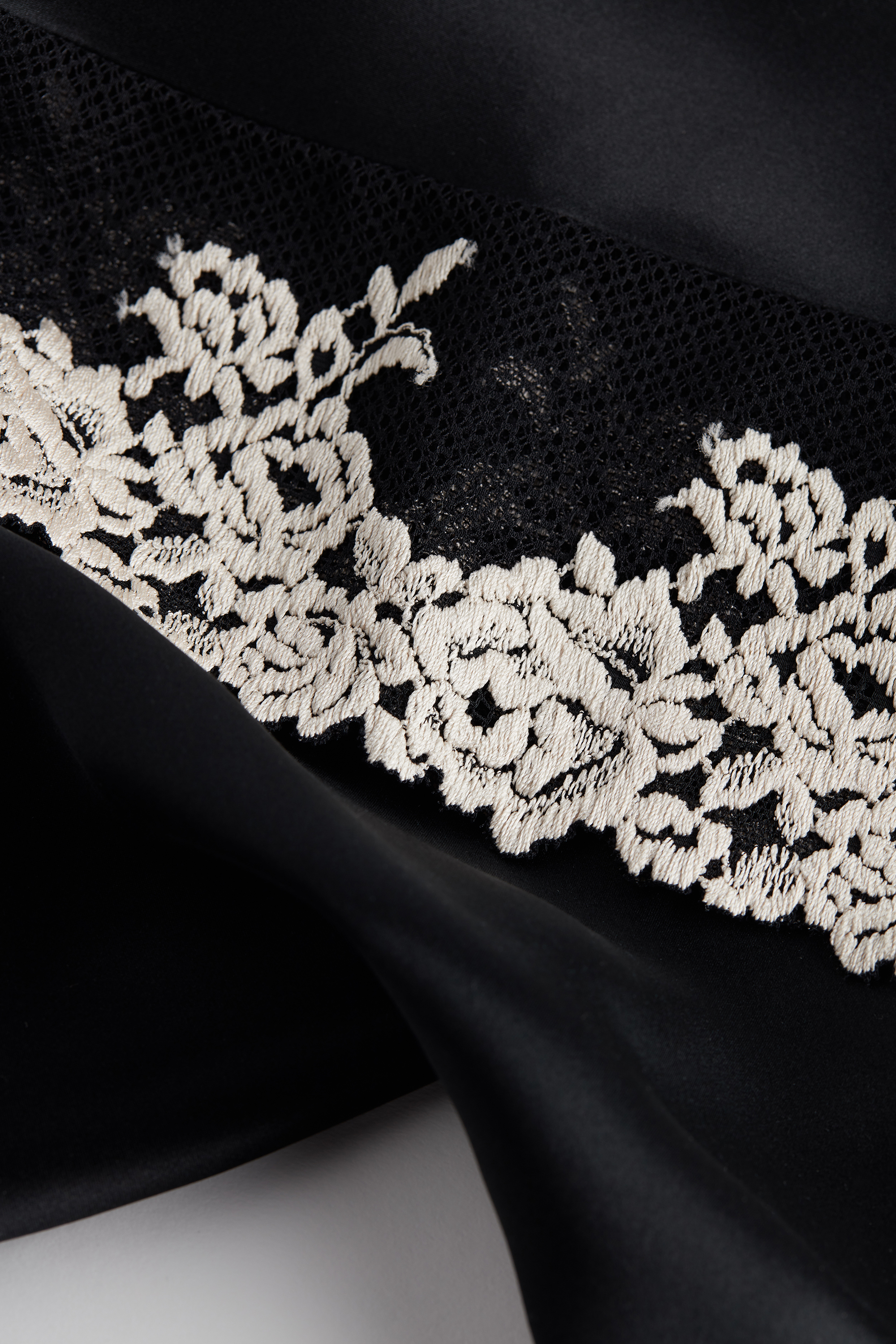 Eternal Flowers Silk Nightgown | Intimissimi