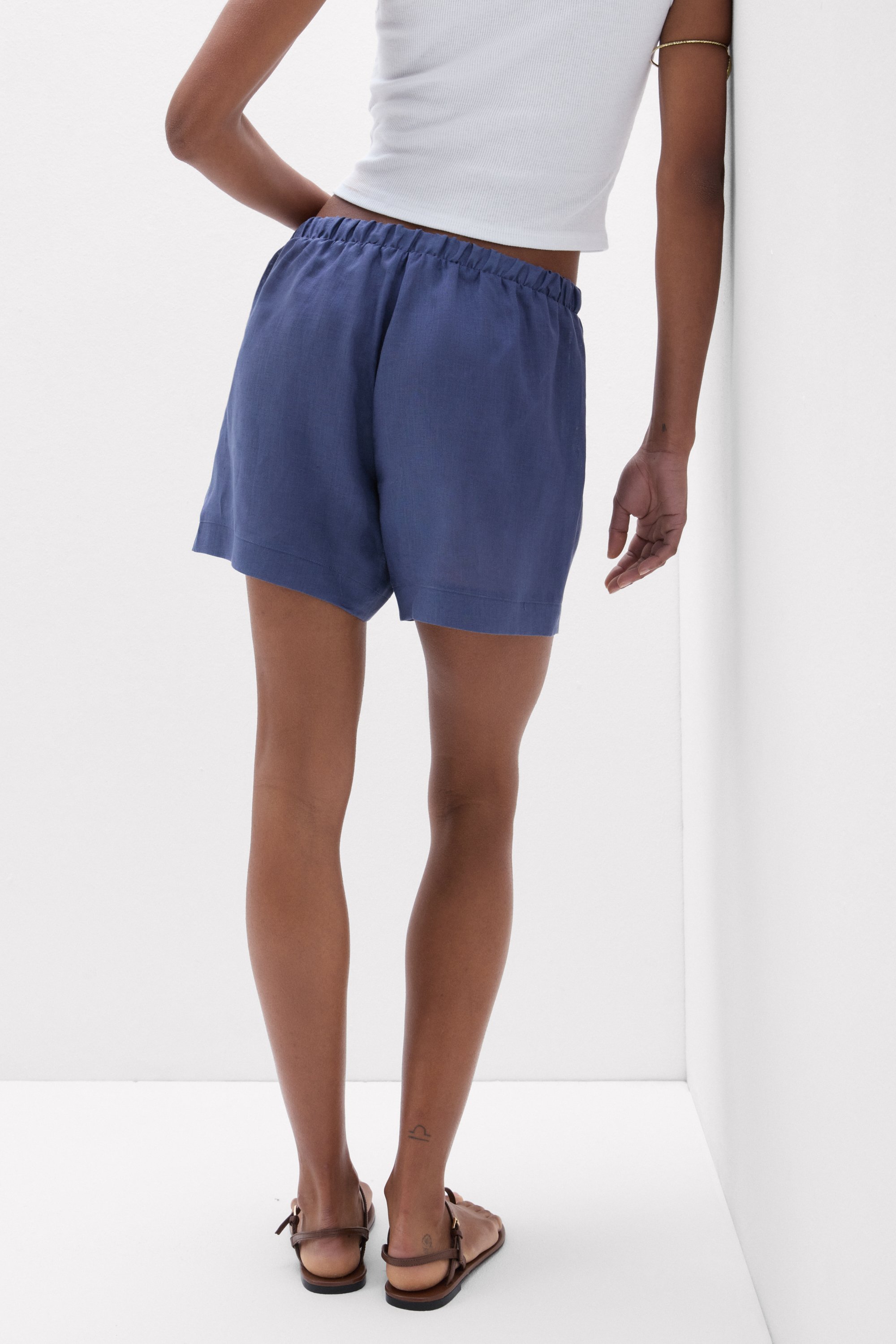 The Pure Linen リネンファブリック ショートパンツ