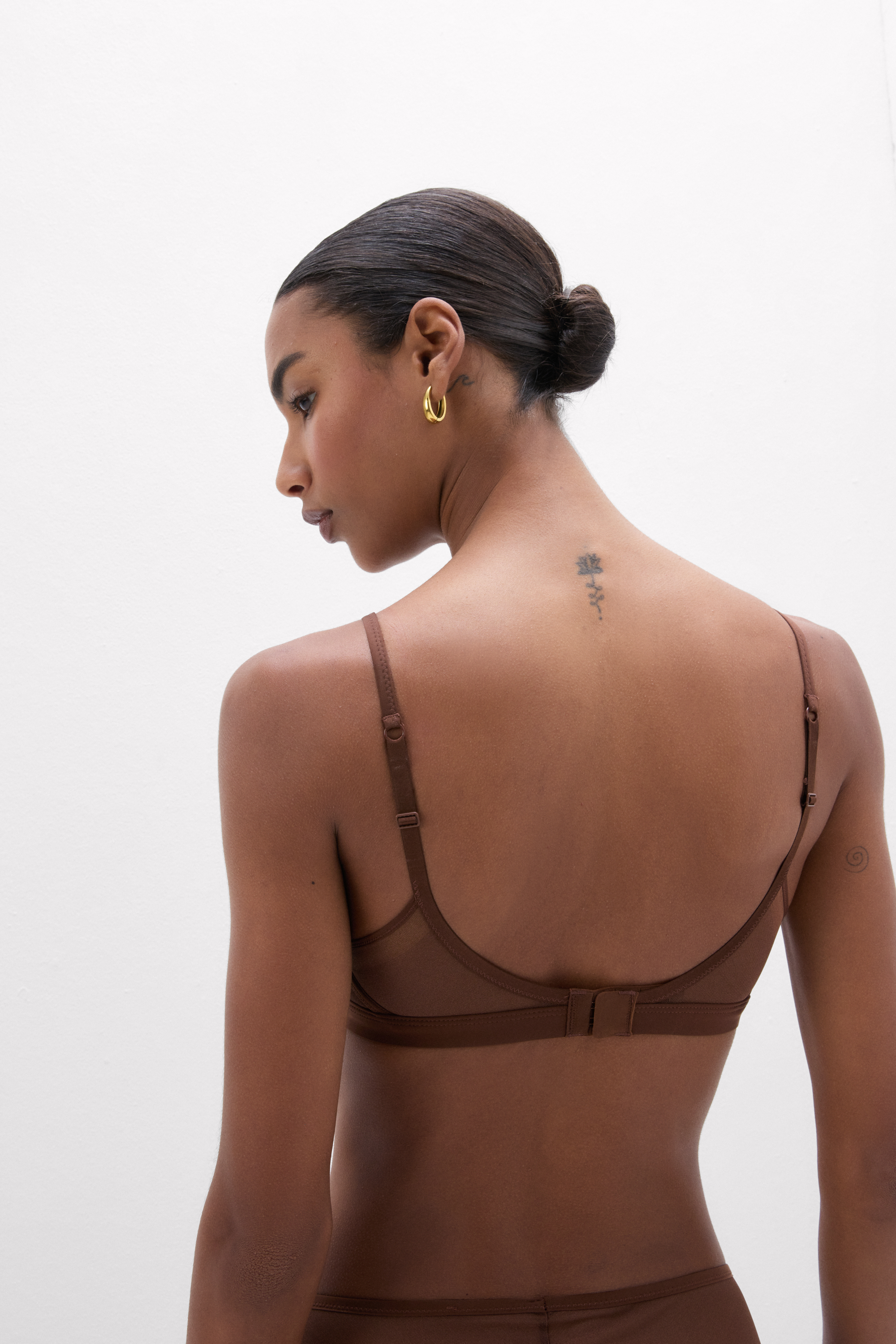 "Invisible Touch" トライアングルブラ