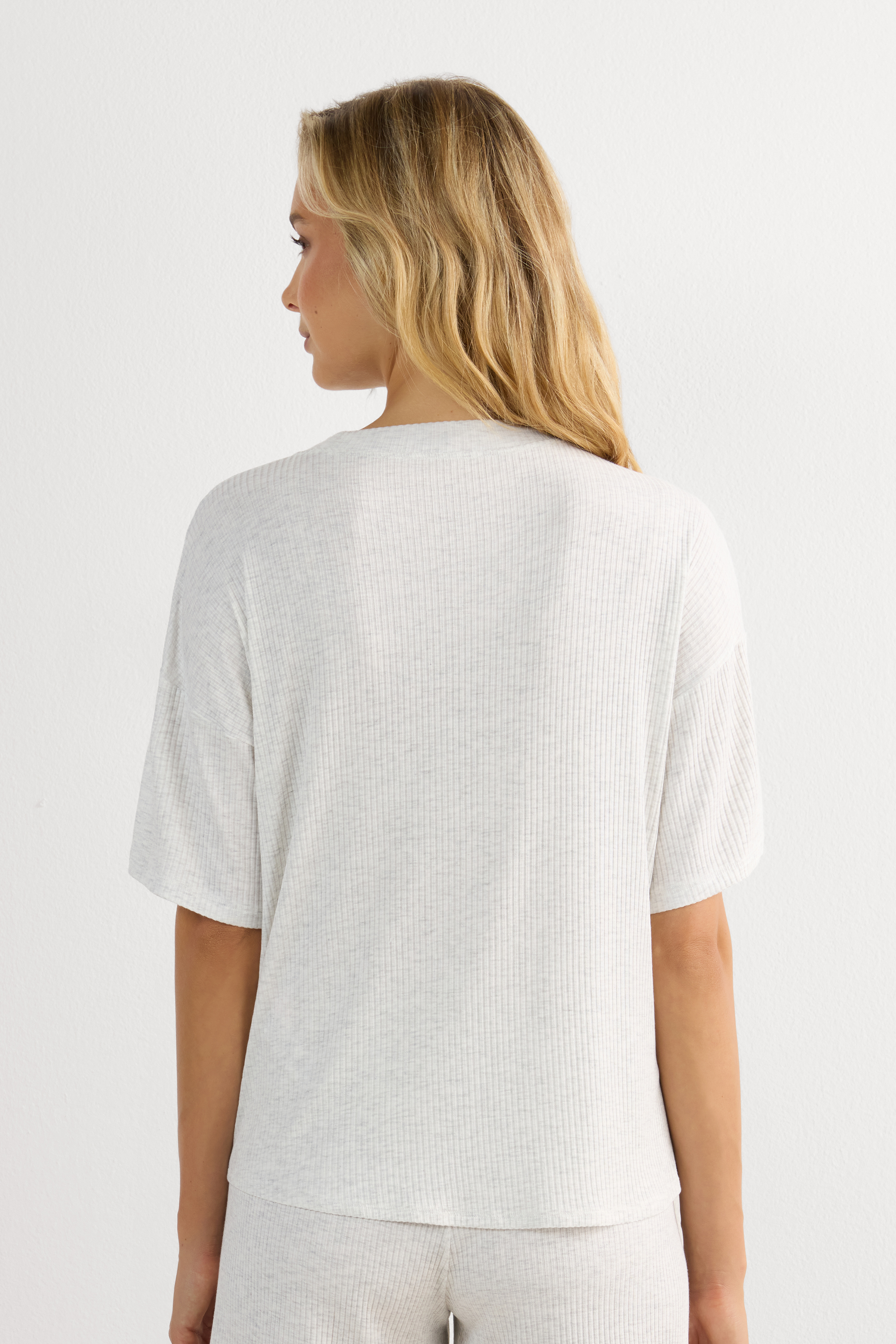 Chic Comfort モダール ショートスリーブ ニット